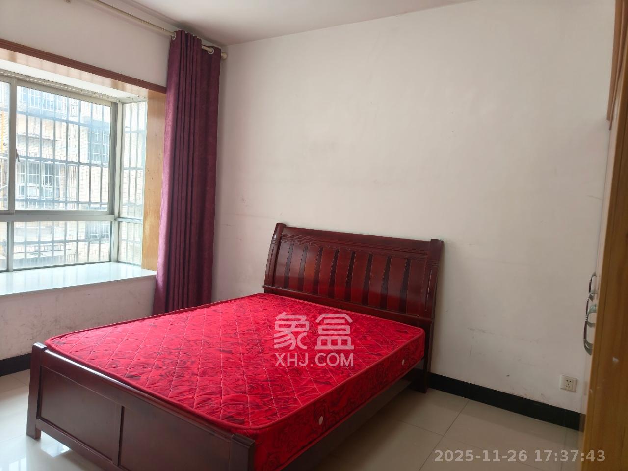 黄泥塘小区  2室2厅1卫    1800.0元/月