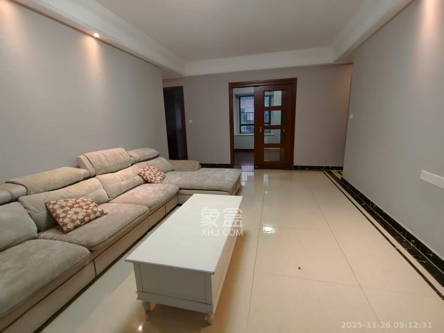 中海国际二期  3室2厅2卫    2100.0元/月室内图