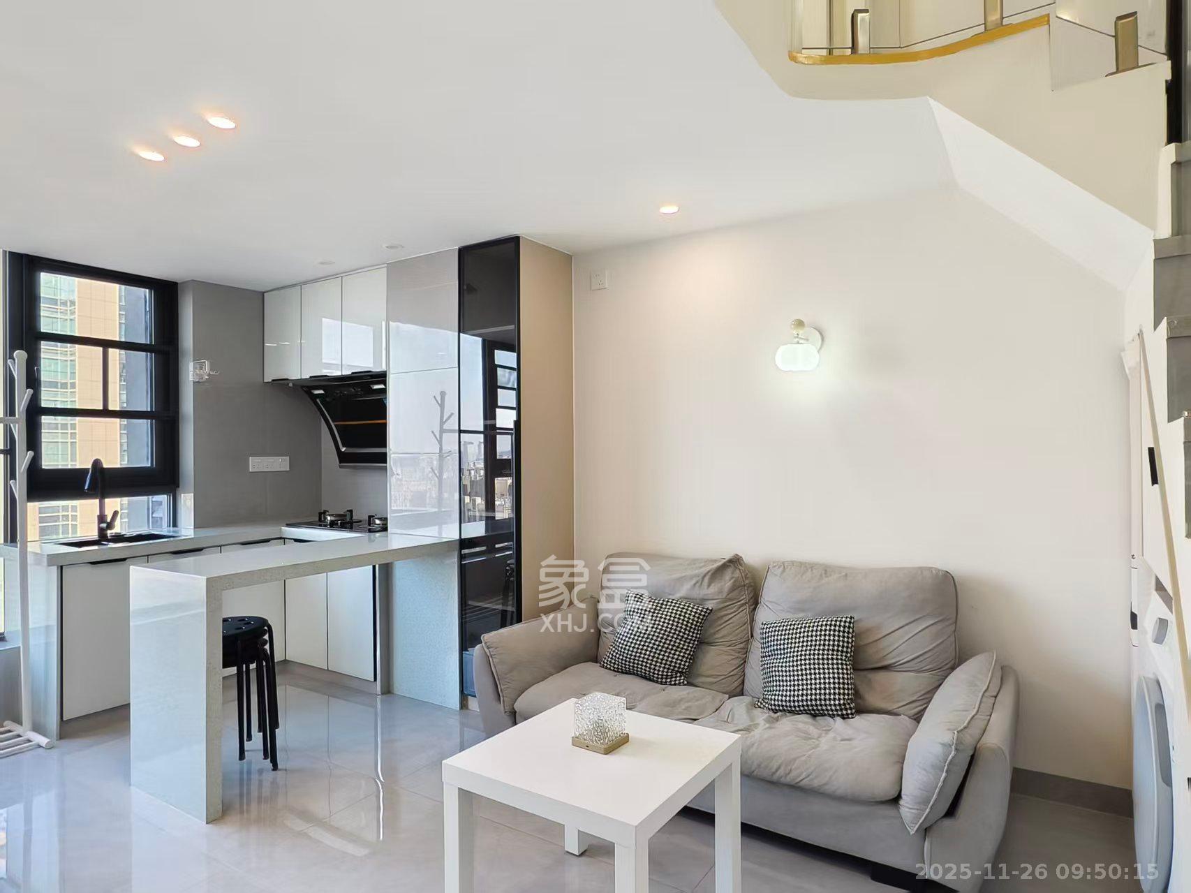 卓越中寰 2室1厅1卫 2600.0元/月 卓越中寰 2室1厅1卫 2600.0元/月室内图