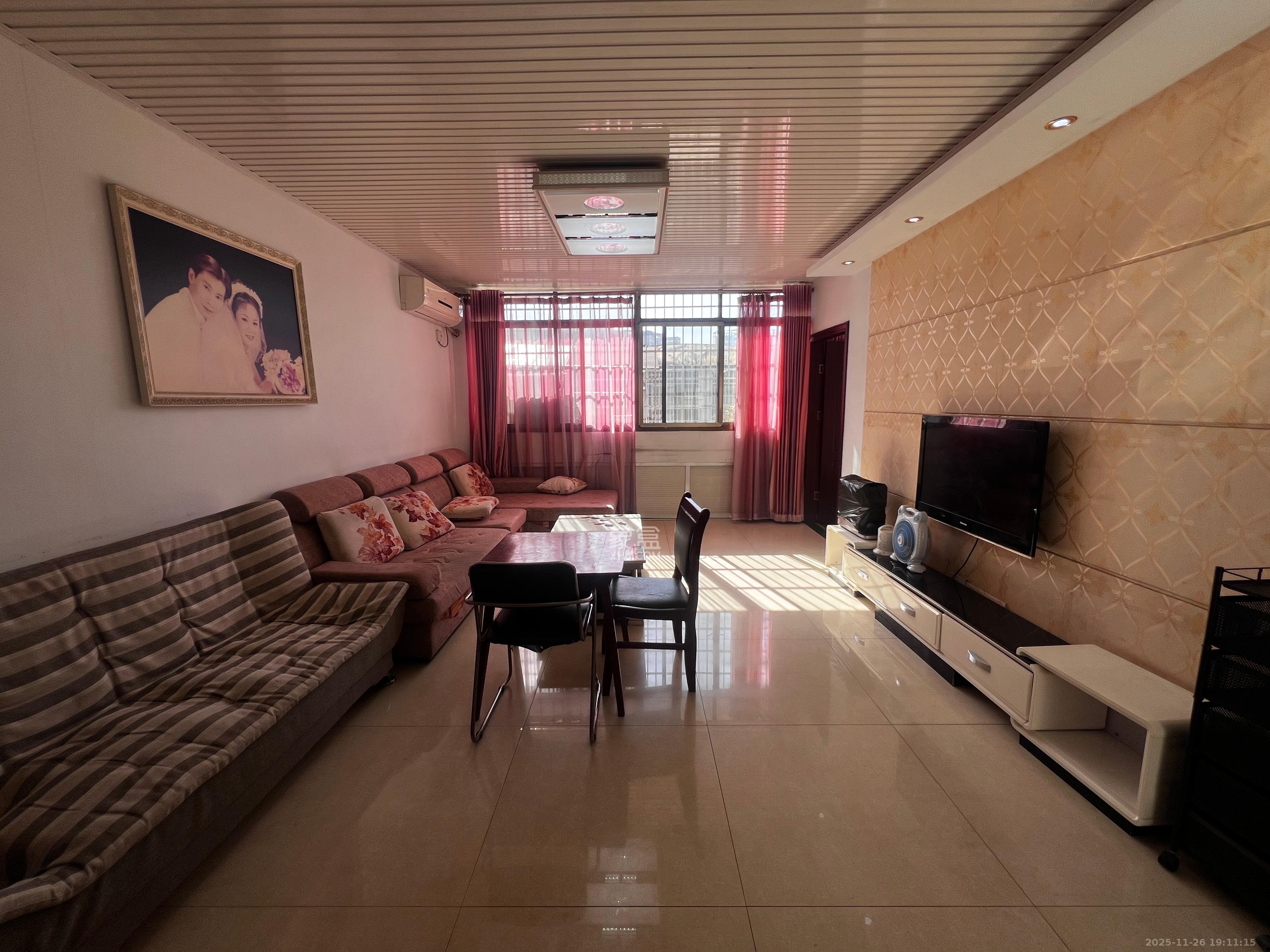 青园小区（青园社区安置房）  2室2厅1卫    1700.0元/月