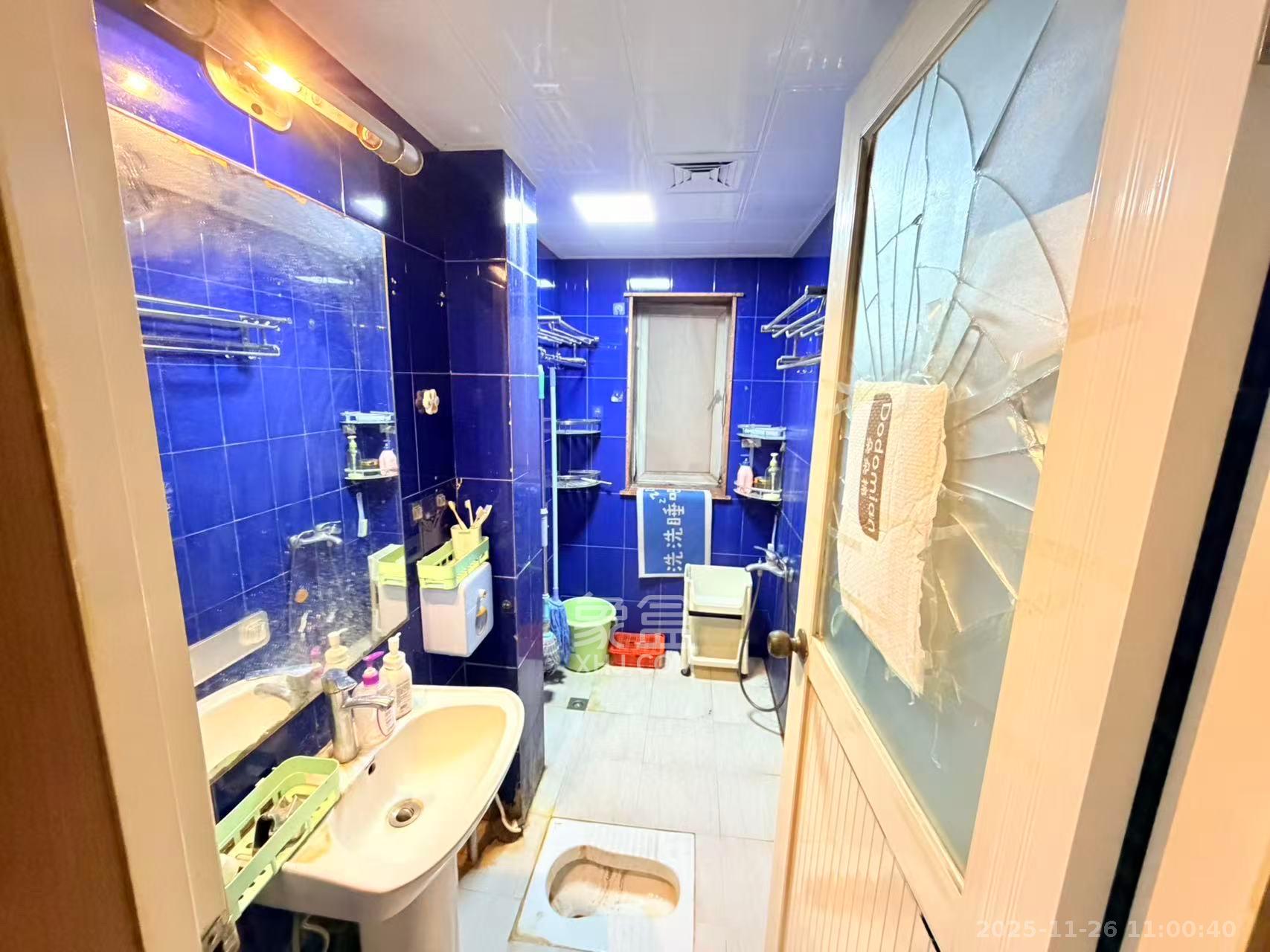 长沙市税务局宿舍(长沙市白沙路186号) 3室1厅1卫 2200.0元/月 长沙市税务局宿舍(长沙市白沙路186号) 3室1厅1卫 2200.0元/月室内图