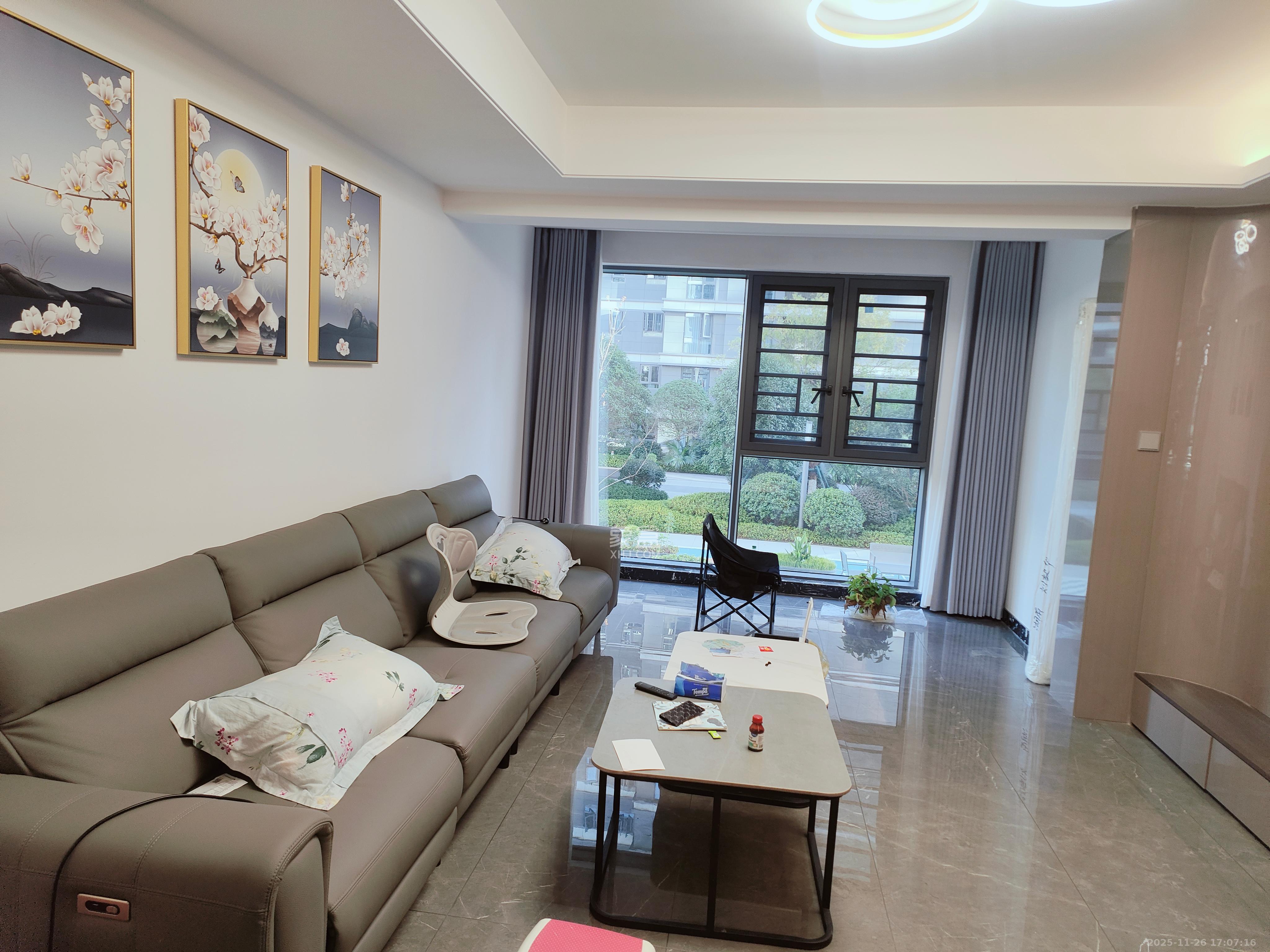 中海寰宇天下 4室2厅2卫 4000.0元/月 中海寰宇天下 4室2厅2卫 4000.0元/月室内图