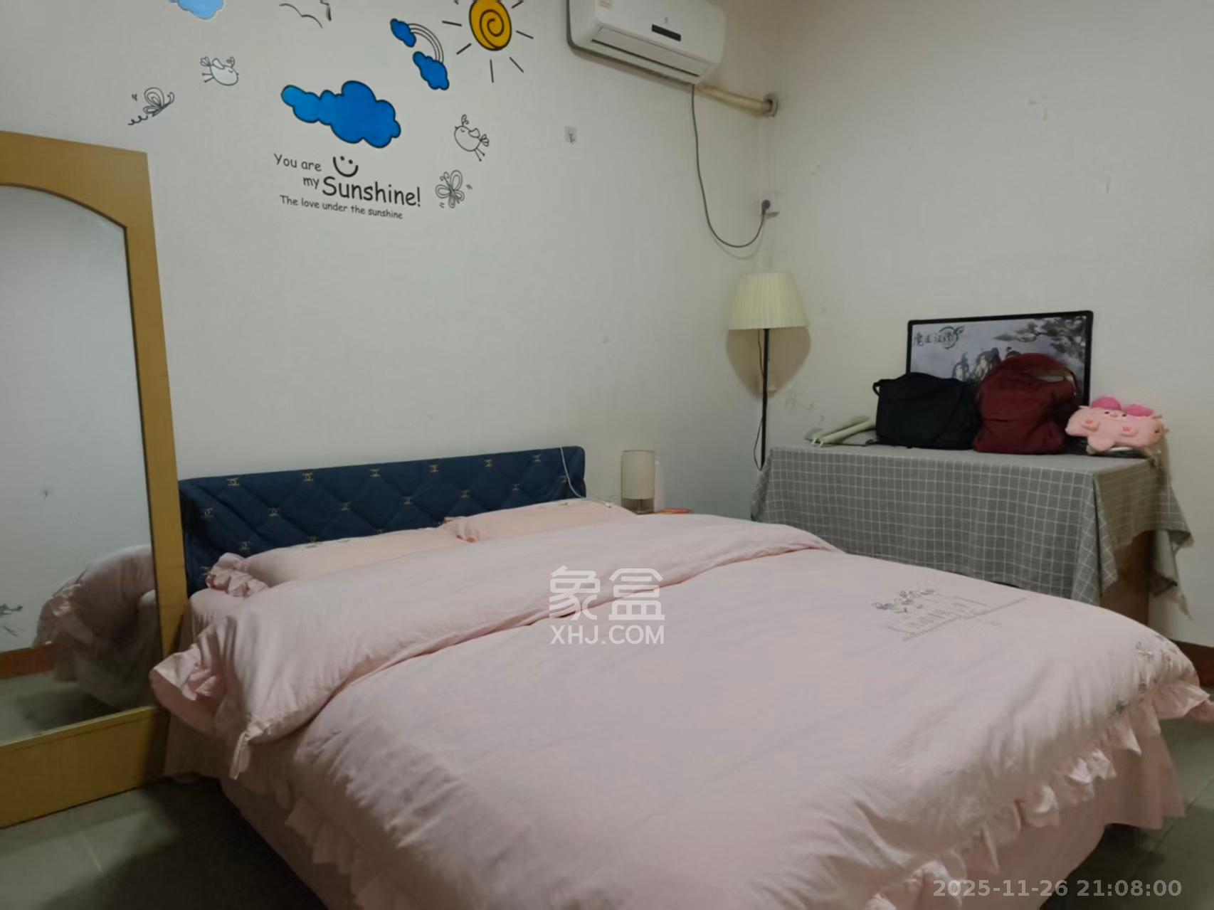 湖南大剧院 1室1厅1卫 1200.0元/月 湖南大剧院 1室1厅1卫 1200.0元/月室内图