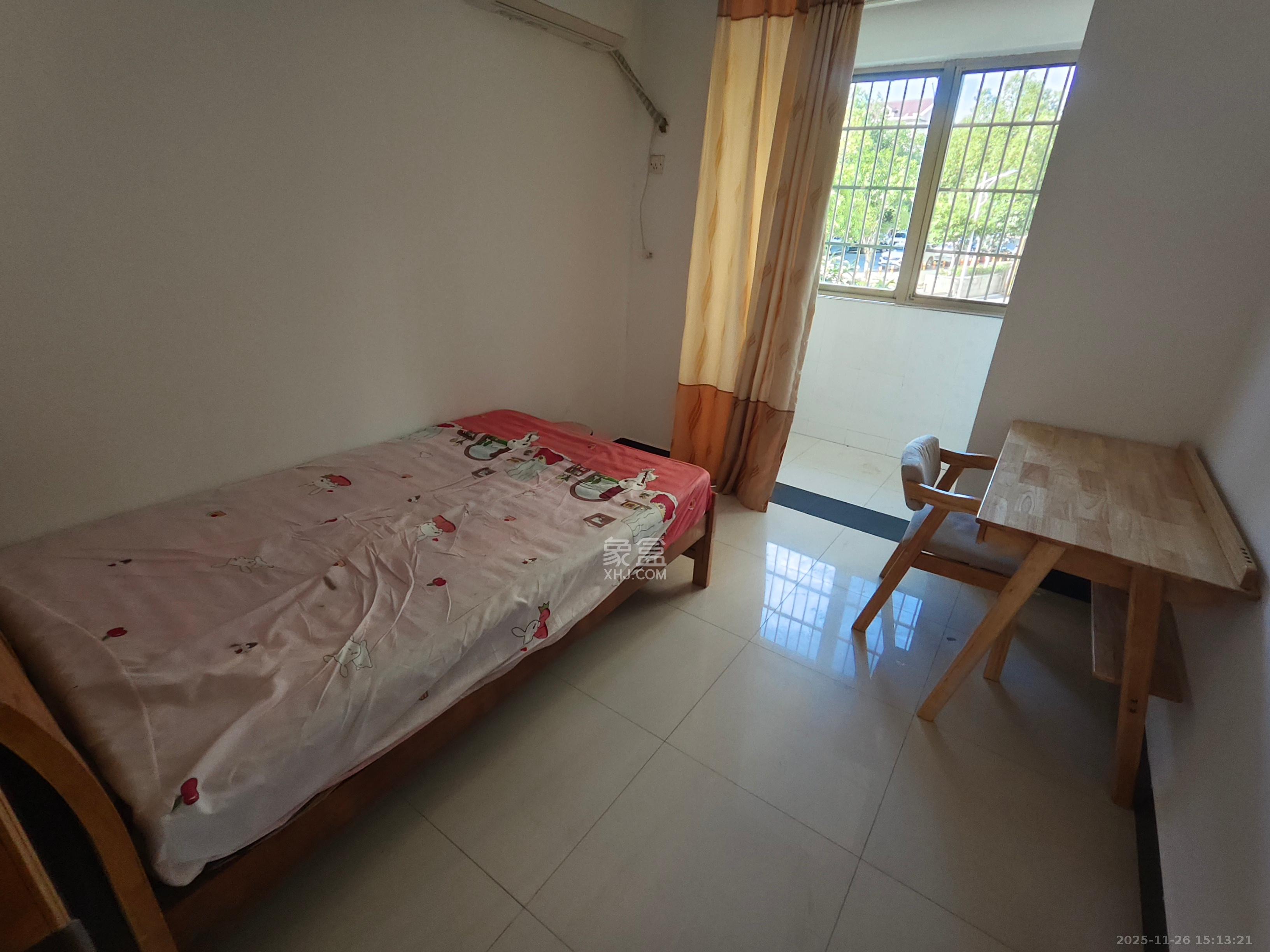 金桂小区一期 3室1厅1卫 1800.0元/月 金桂小区一期 3室1厅1卫 1800.0元/月室内图