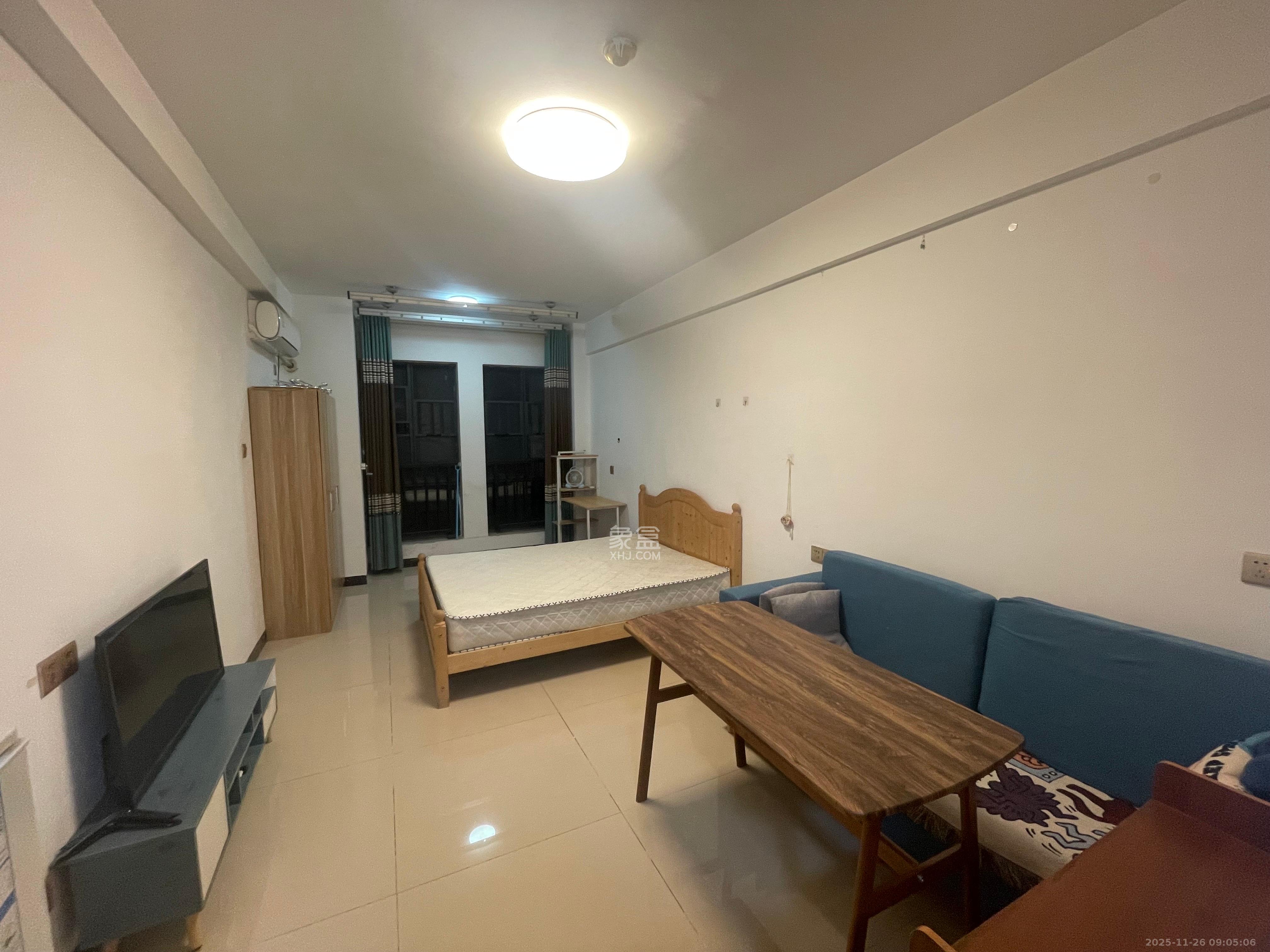 中建芙蓉工社  1室1厅1卫    1350.0元/月