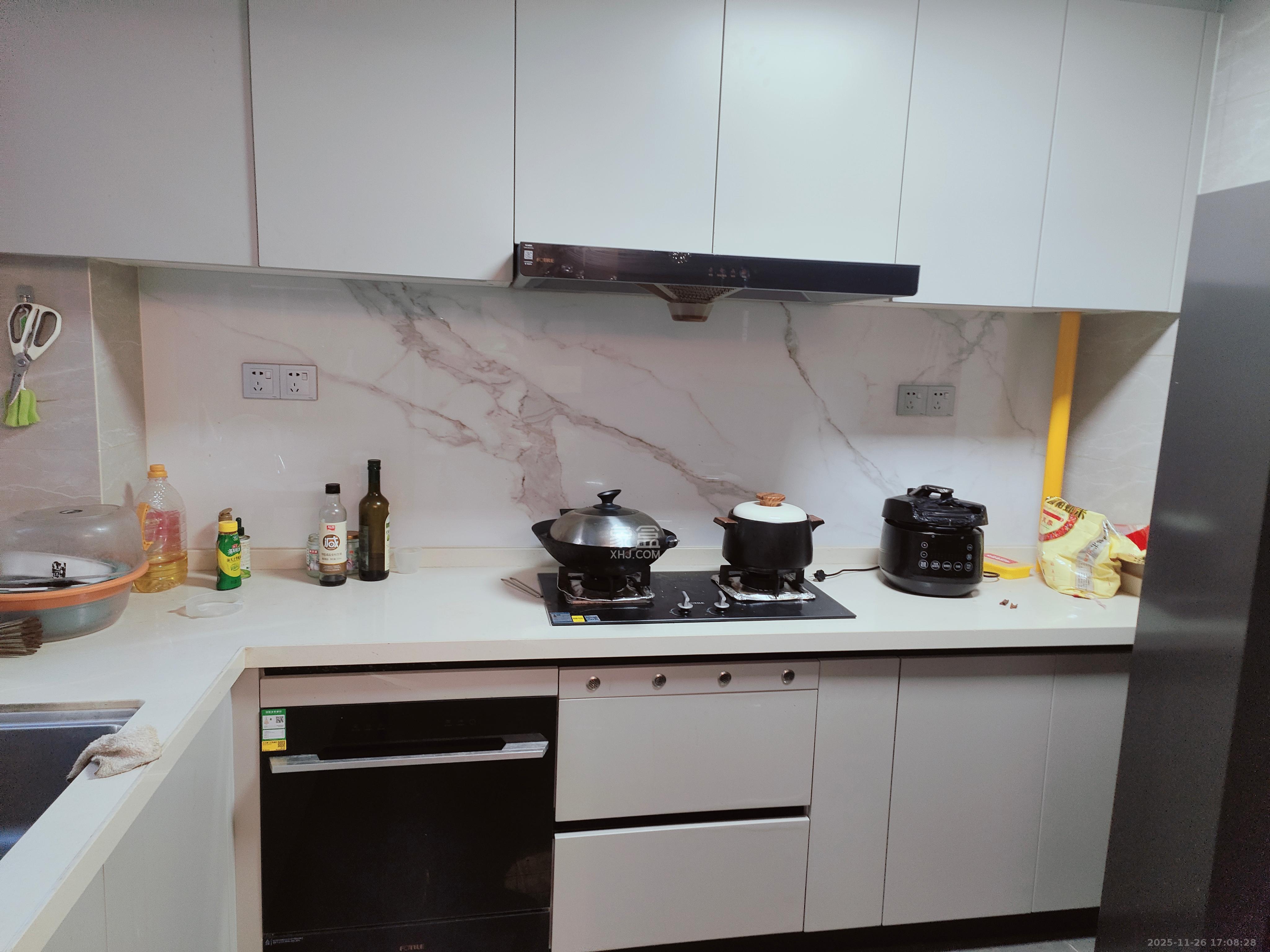 中海寰宇天下 4室2厅2卫 4000.0元/月 中海寰宇天下 4室2厅2卫 4000.0元/月室内图