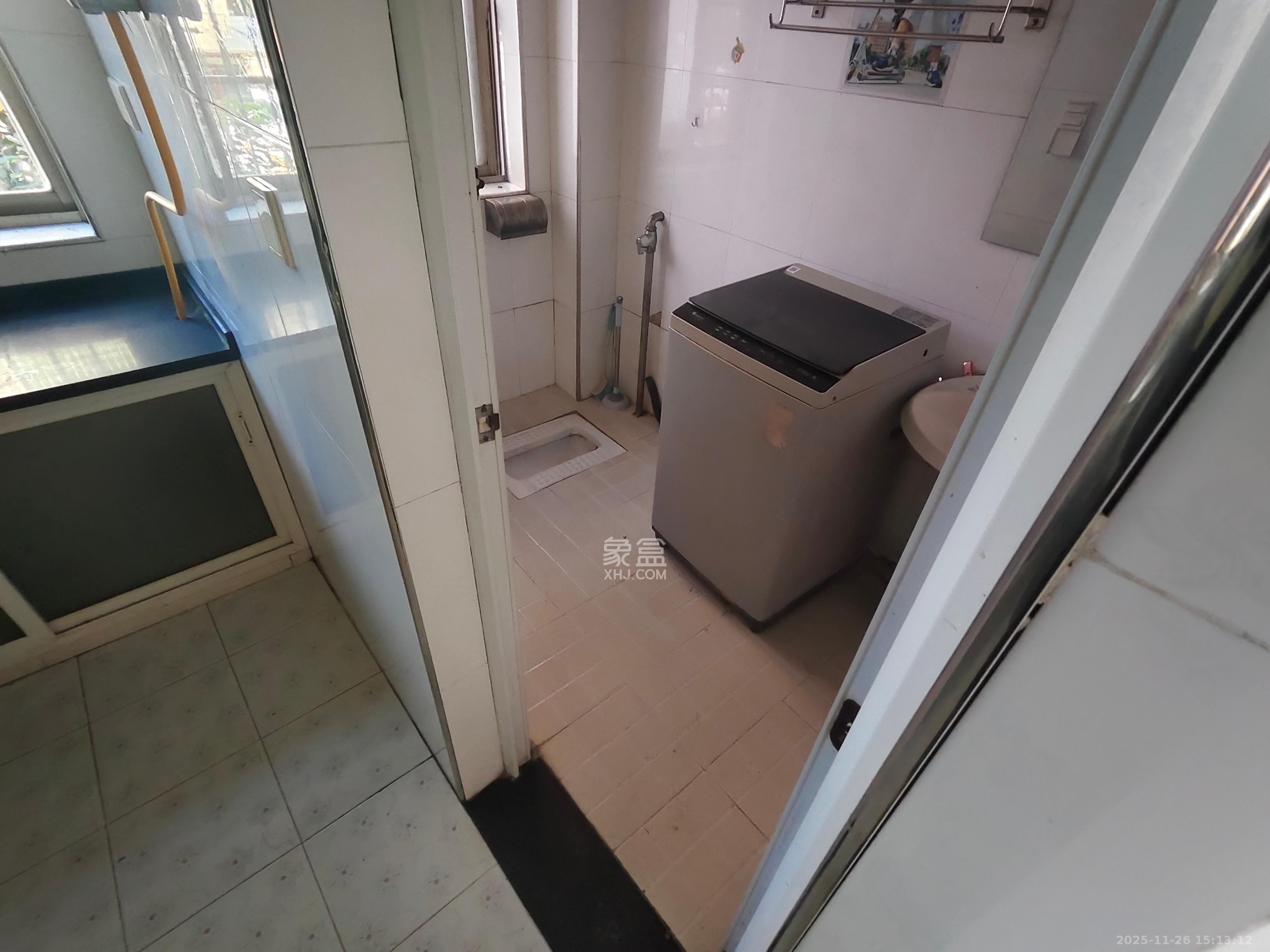 金桂小区一期 3室1厅1卫 1800.0元/月 金桂小区一期 3室1厅1卫 1800.0元/月室内图