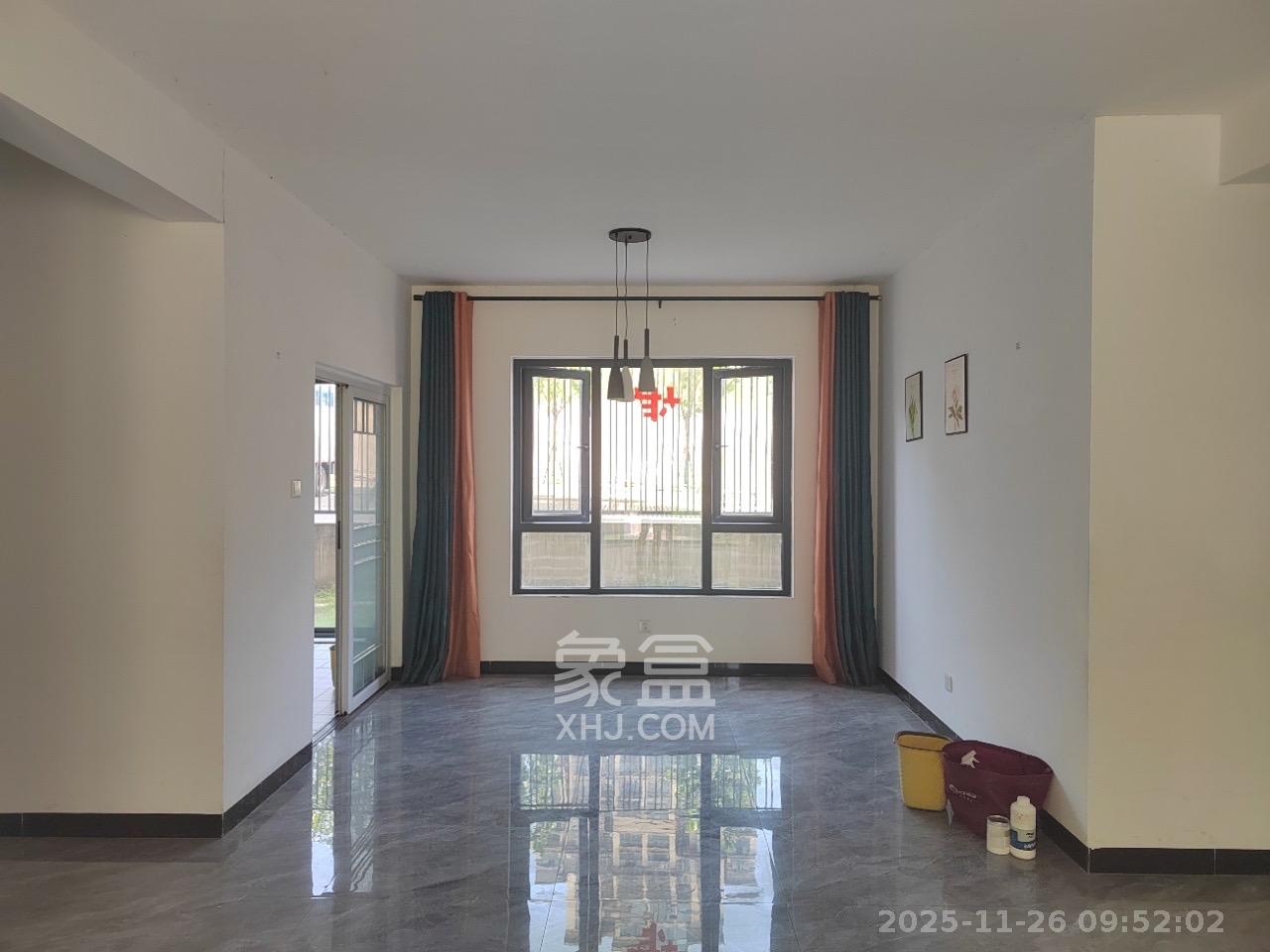 蔷薇国际 4室2厅2卫 3200.0元/月 蔷薇国际 4室2厅2卫 3200.0元/月室内图