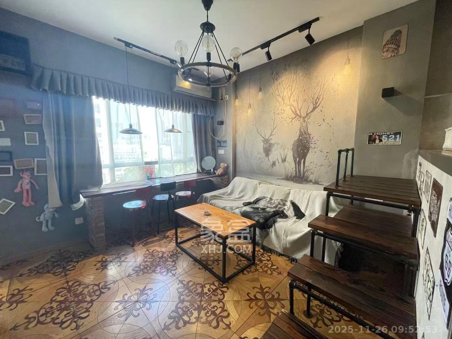 长盛岚庭  1室1厅1卫    1600.0元/月