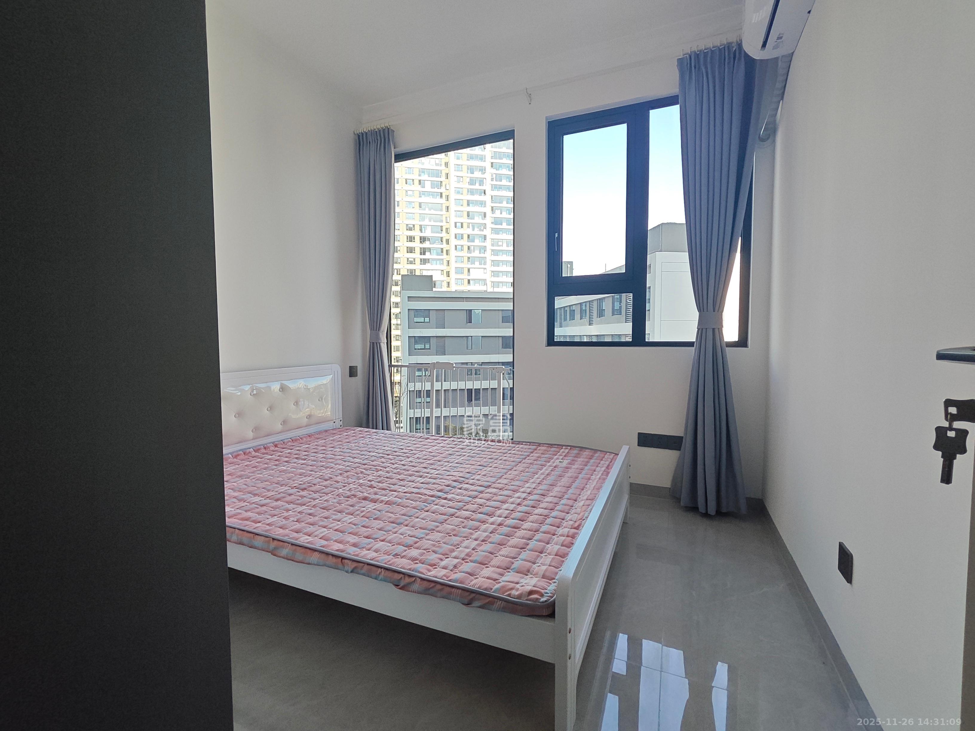 谷山景苑  3室2厅2卫    2300.0元/月室内图