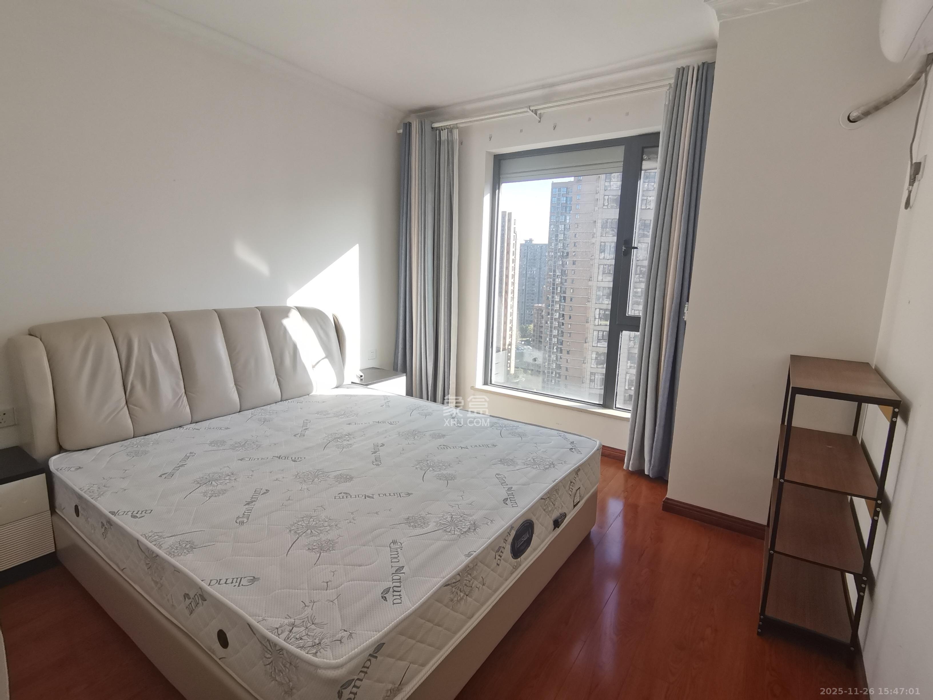 明发国际城 3室2厅2卫 2300.0元/月 明发国际城 3室2厅2卫 2300.0元/月室内图