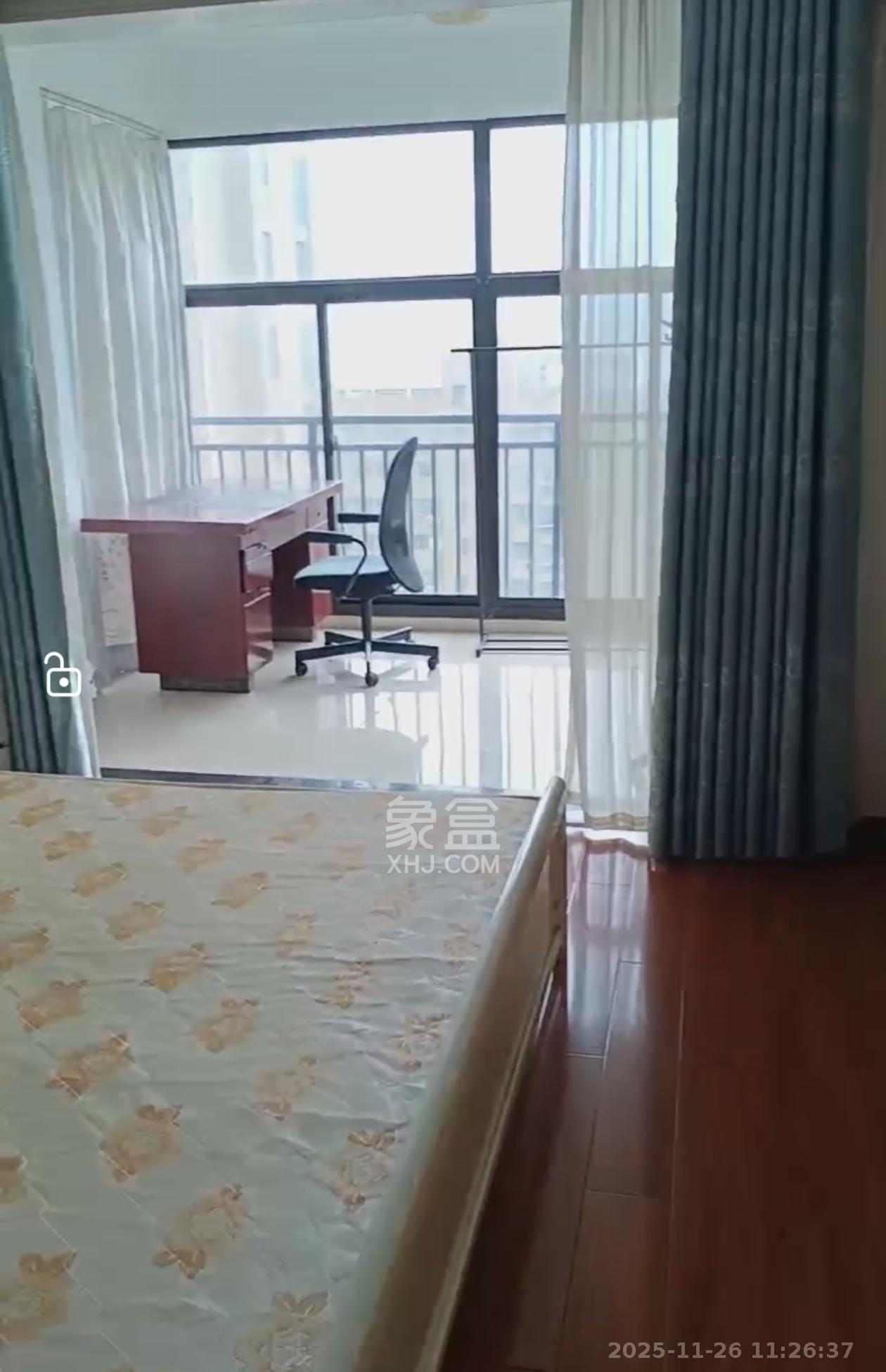 阳光晶城 3室2厅2卫 2300.0元/月 阳光晶城 3室2厅2卫 2300.0元/月室内图