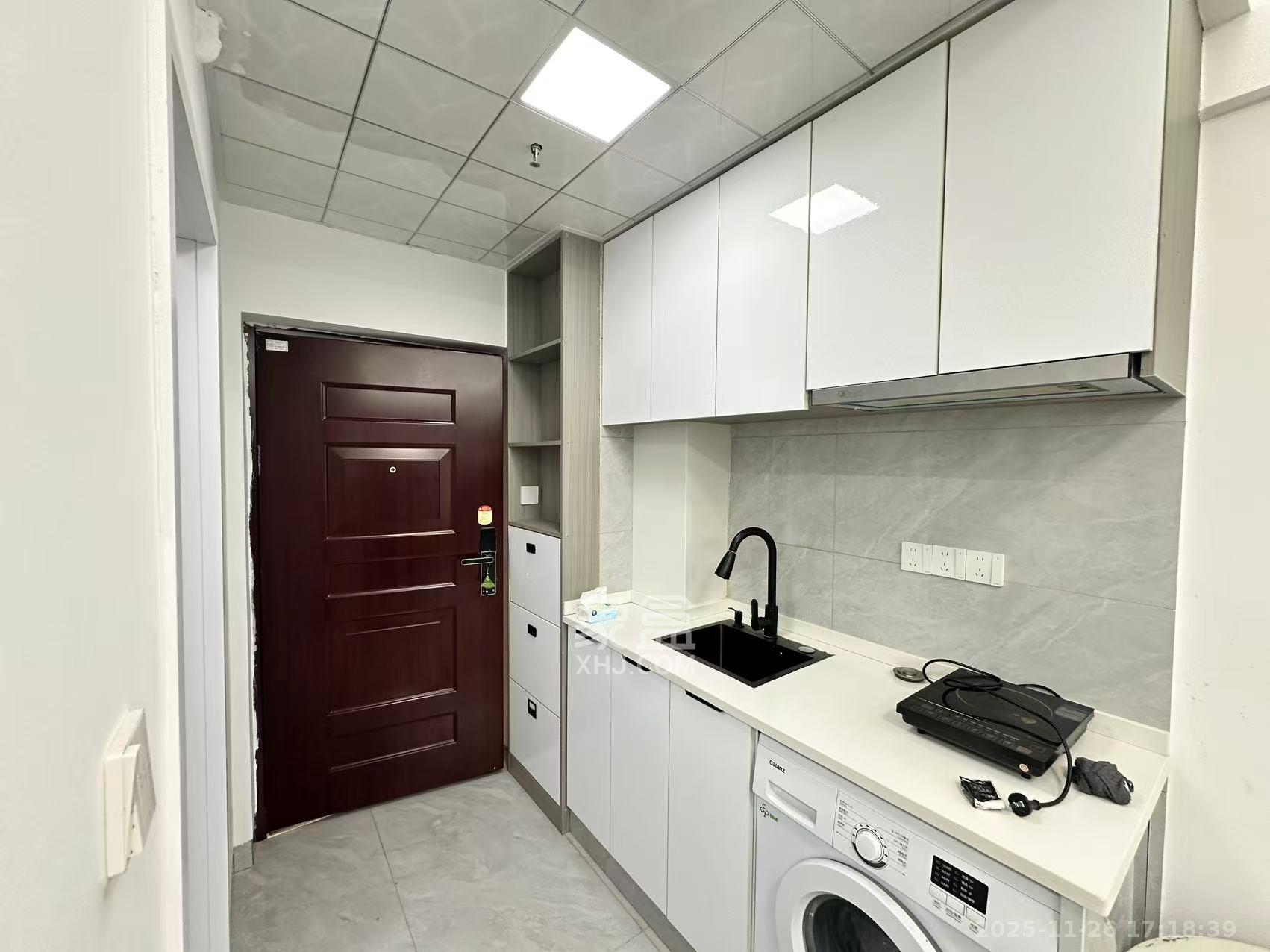 保利天禧EF区 1室1厅1卫 1600.0元/月 保利天禧EF区 1室1厅1卫 1600.0元/月室内图