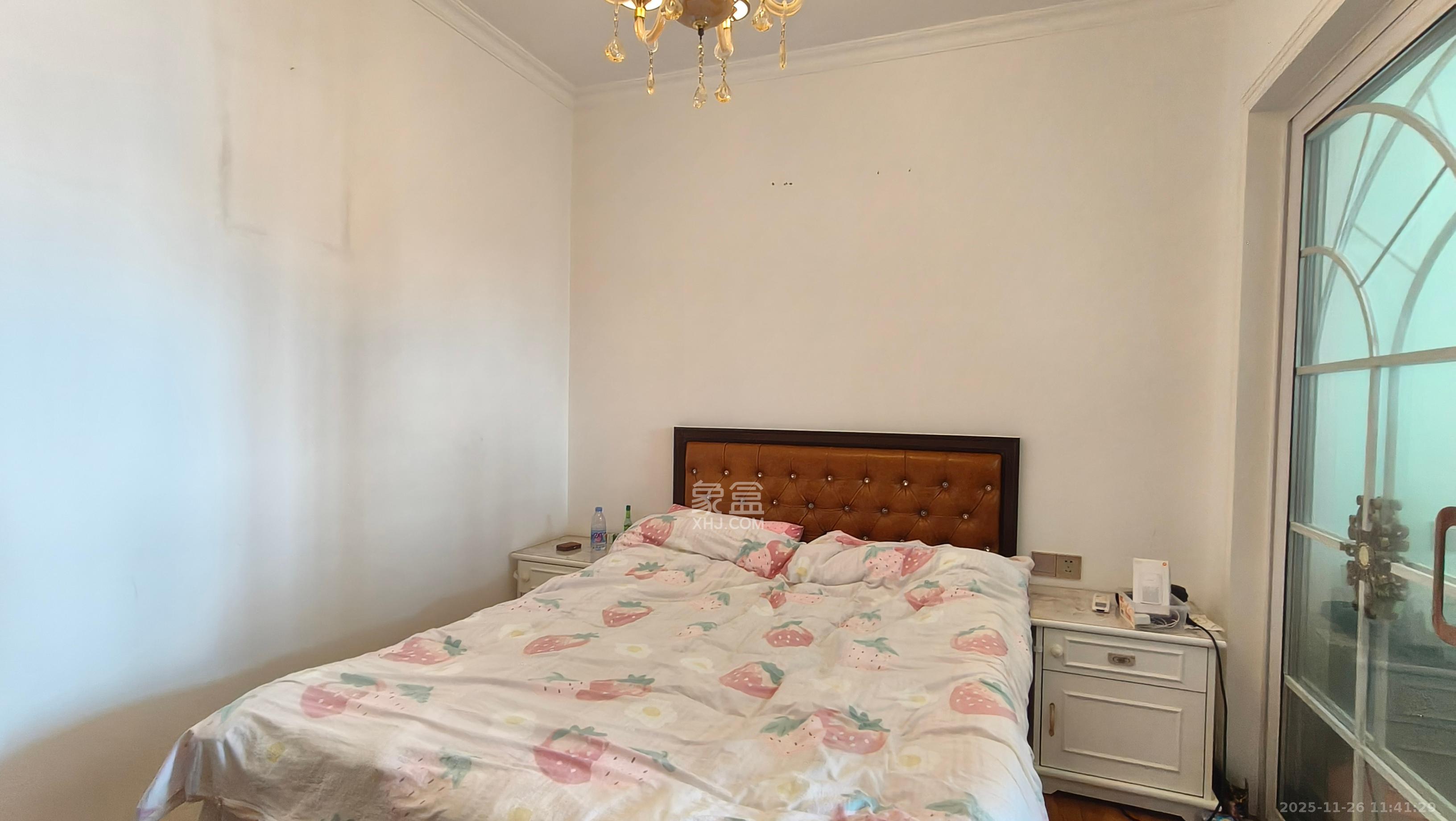 阳光丽城一期  3室2厅1卫    2600.0元/月室内图