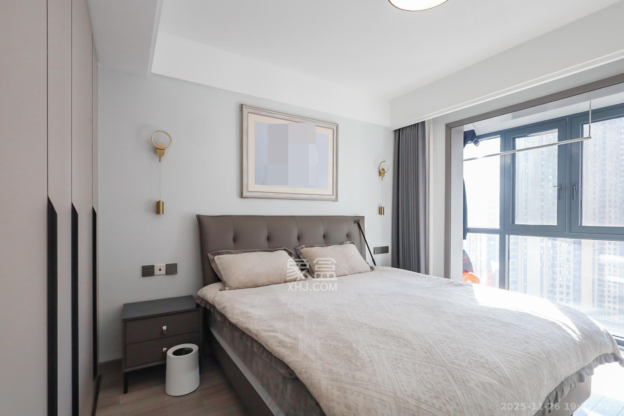 保利天禧D区  4室2厅2卫    238.0万卧室