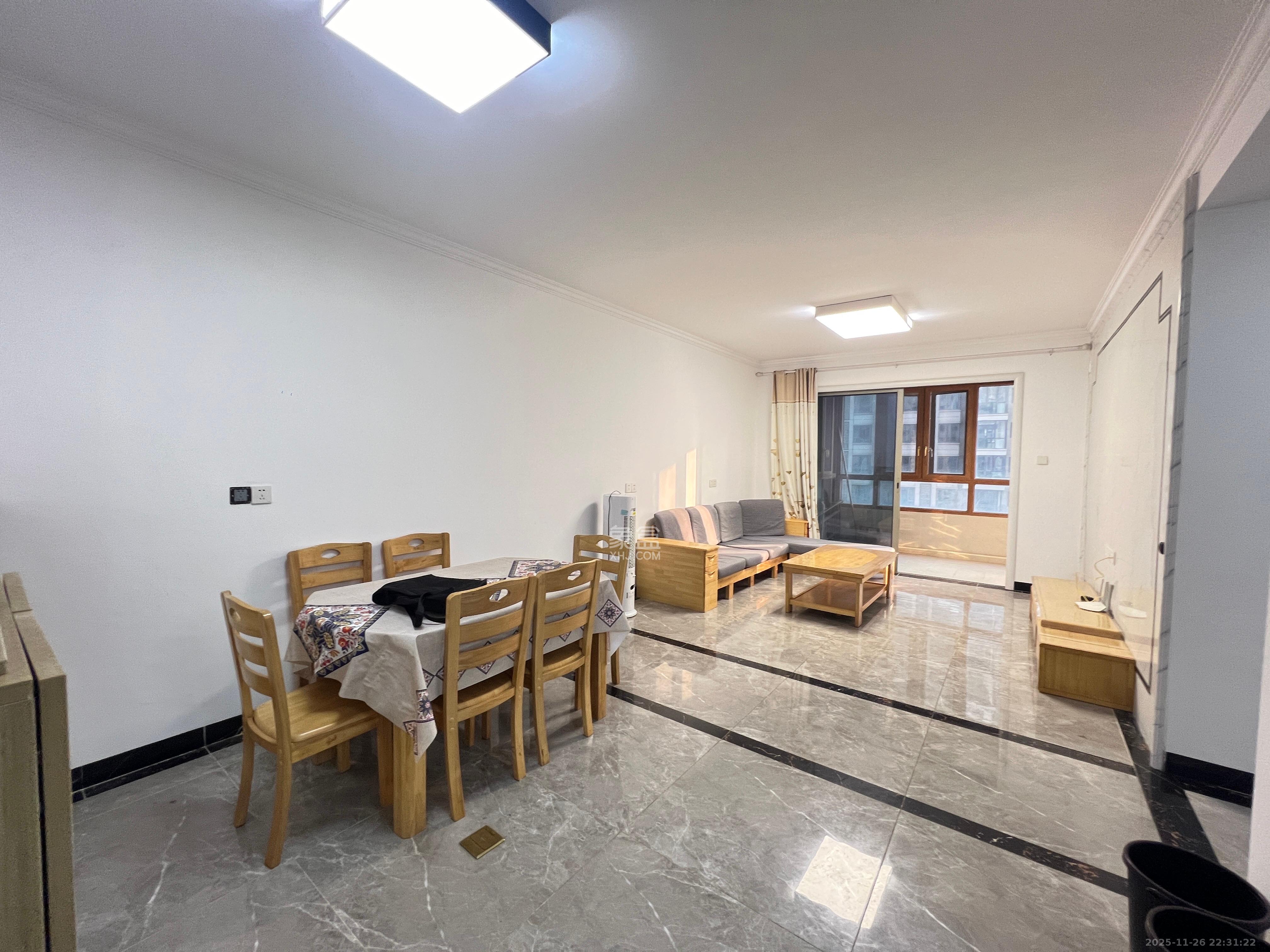 梅溪湖金茂湾 4室2厅2卫 3100.0元/月 梅溪湖金茂湾 4室2厅2卫 3100.0元/月室内图