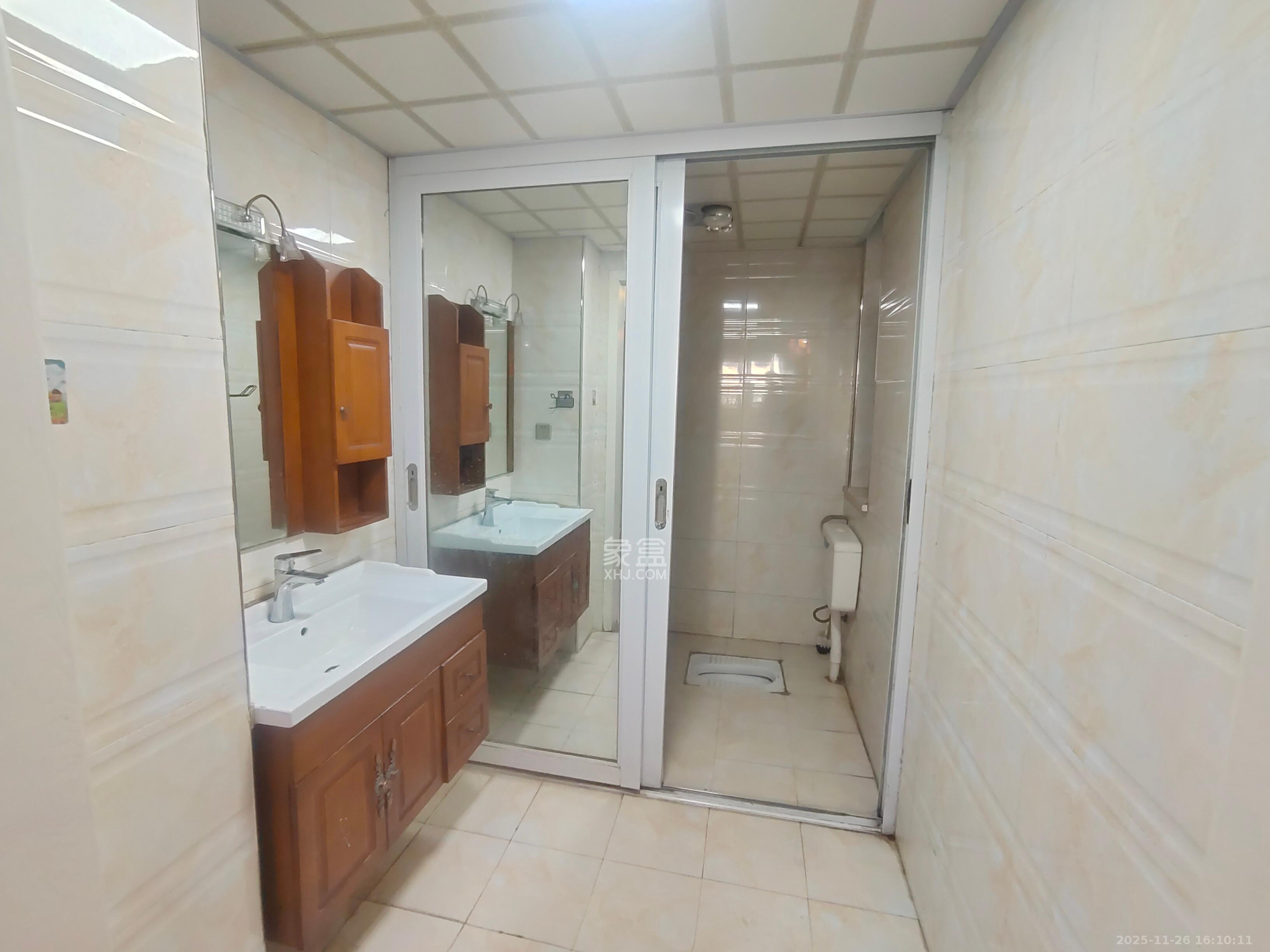 湘江世纪城豪江苑 2室2厅1卫 1800.0元/月 湘江世纪城豪江苑 2室2厅1卫 1800.0元/月室内图