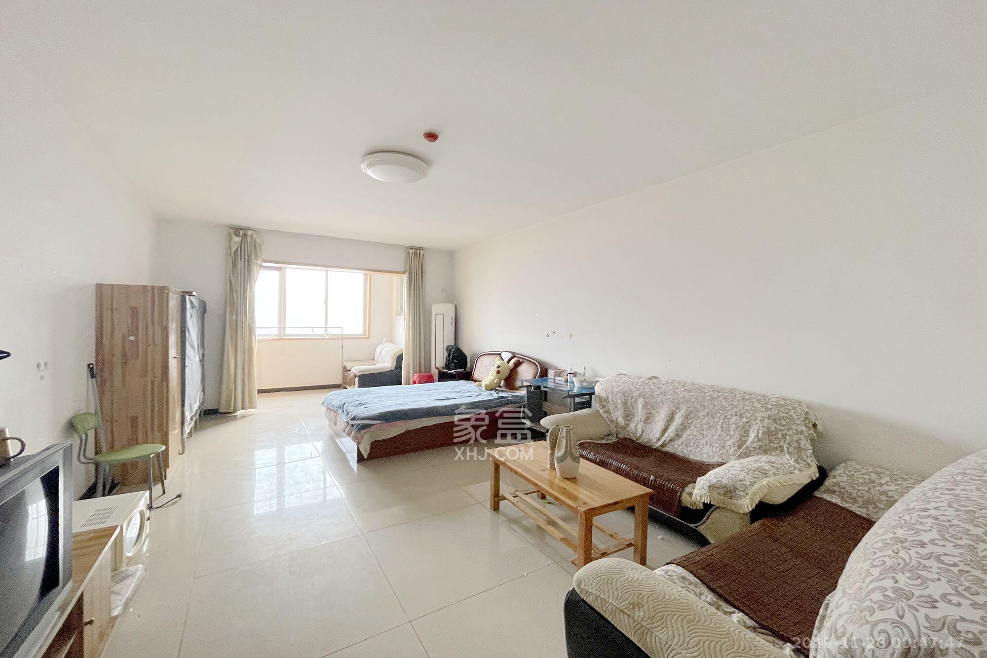 上河国际F座  1室1厅1卫    1500.0元/月