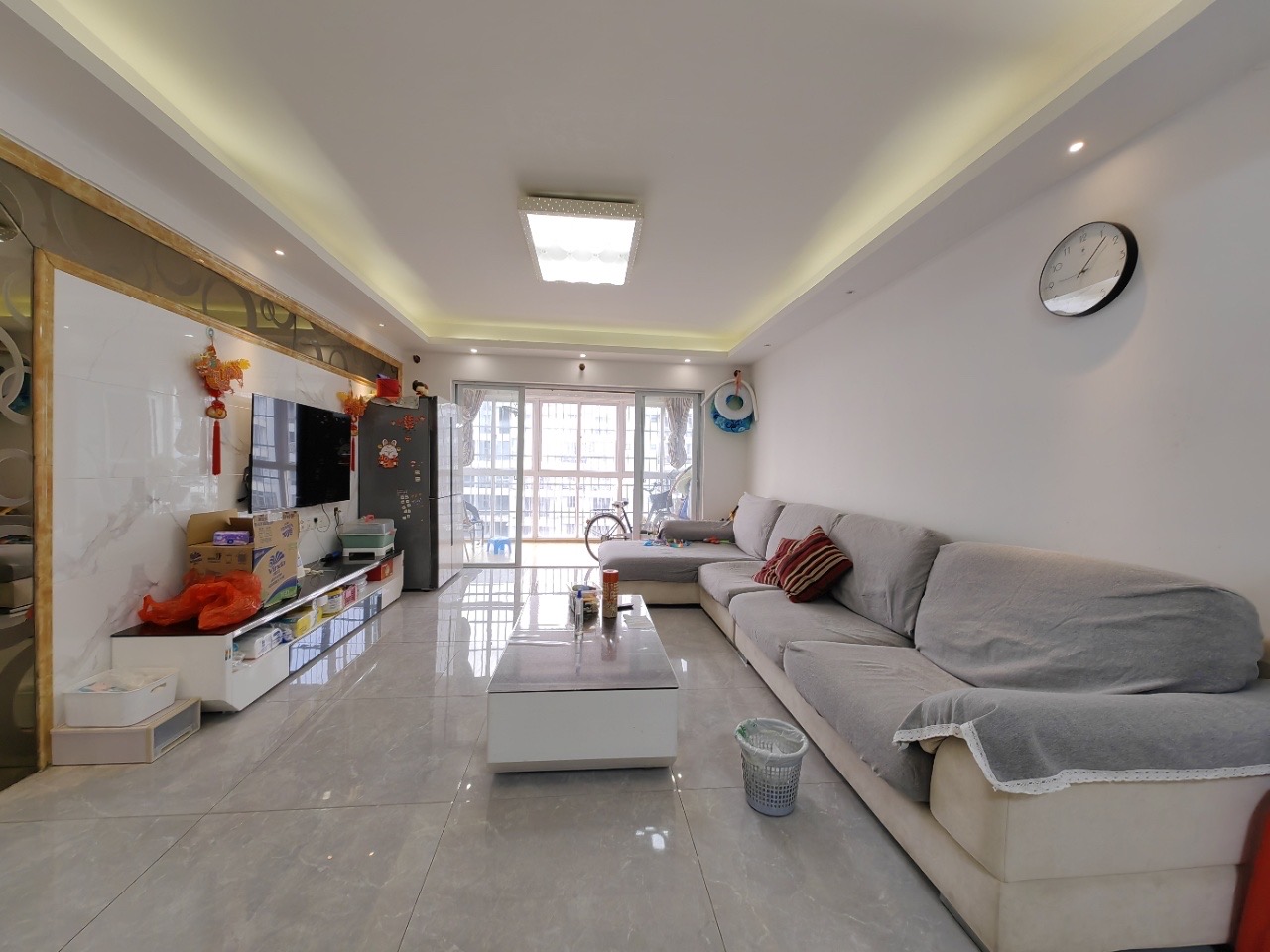 海航城 3室2厅2卫 2400.0元/月 海航城 3室2厅2卫 2400.0元/月室内图