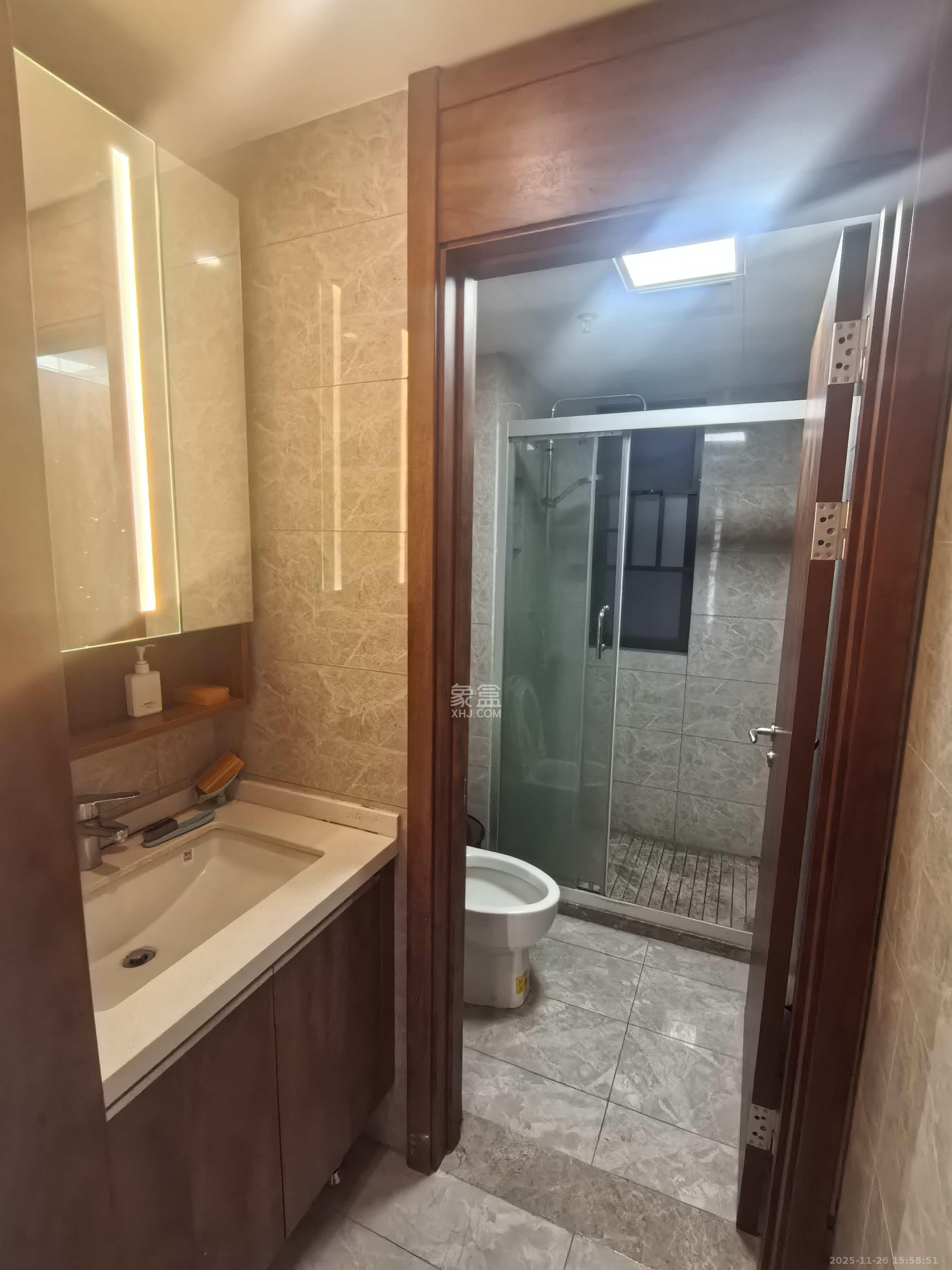 梅溪悦章  3室2厅1卫    2800.0元/月室内图