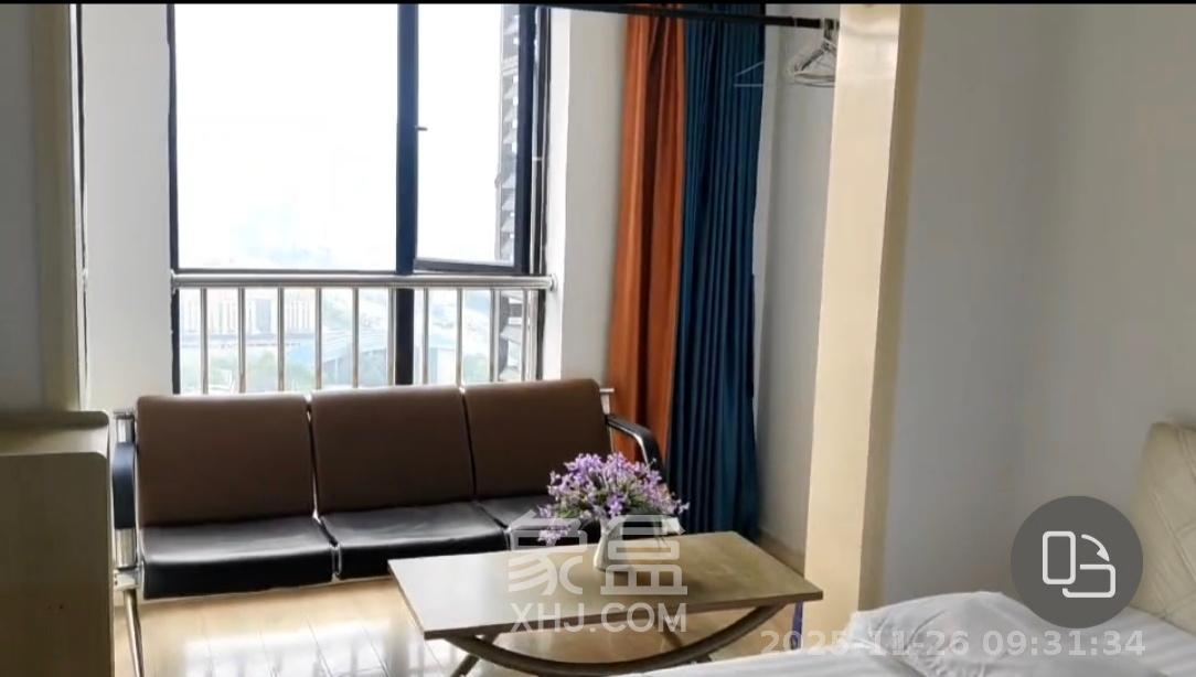 湘腾城市广场 1室1厅1卫 1300.0元/月 湘腾城市广场 1室1厅1卫 1300.0元/月室内图