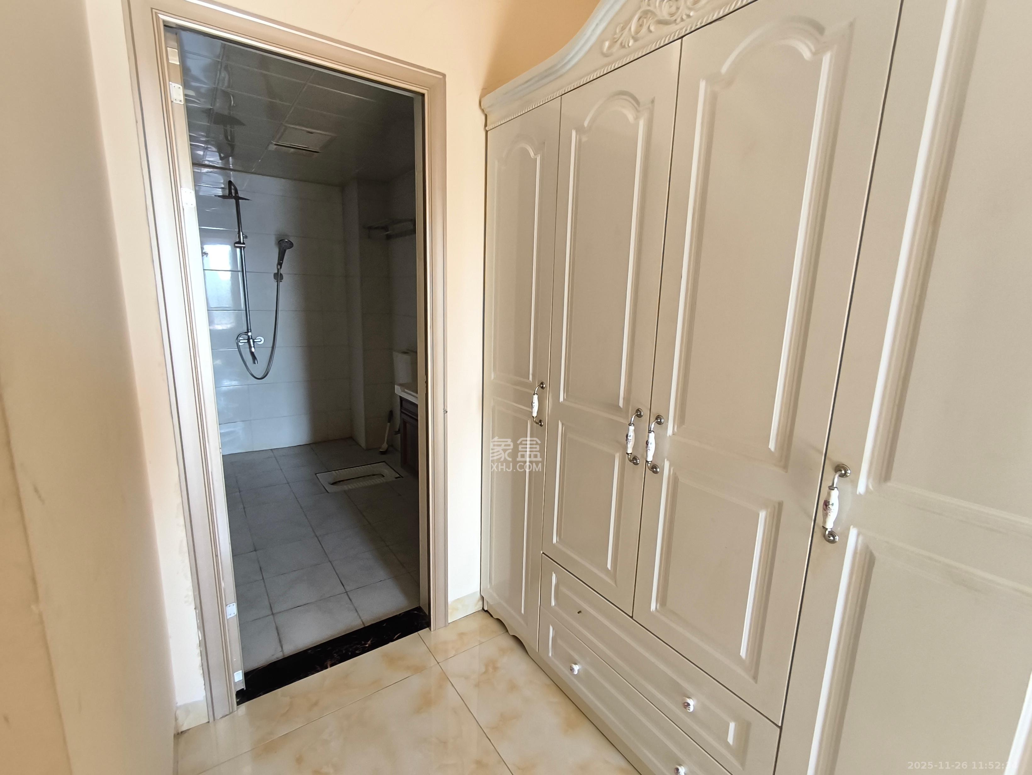 明昇壹城(明昇时代广场)一期 3室2厅2卫 3000.0元/月 明昇壹城(明昇时代广场)一期 3室2厅2卫 3000.0元/月室内图