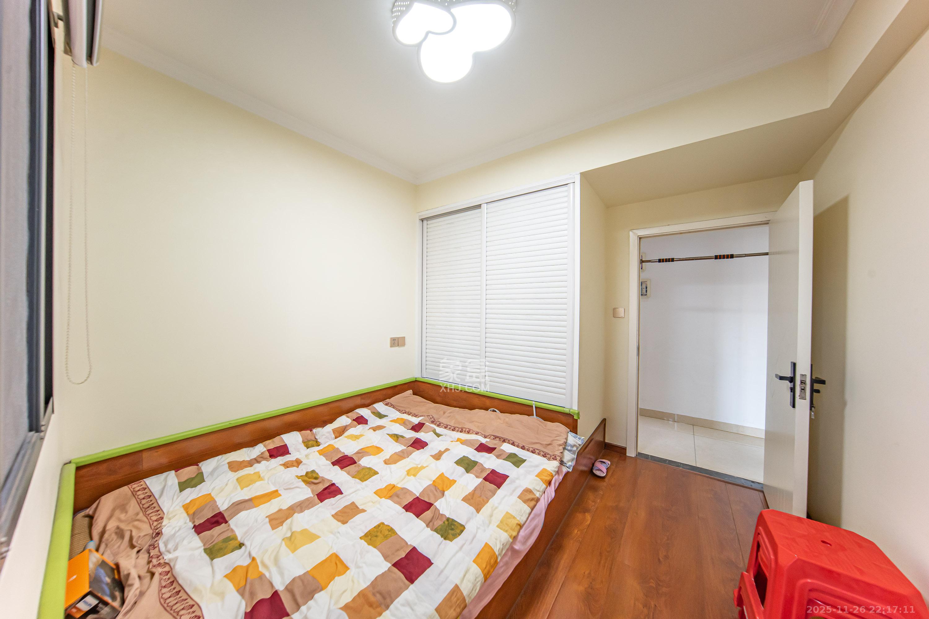 兰亭湾畔 3室2厅2卫 109.0万 兰亭湾畔 3室2厅2卫 109.0万卧室