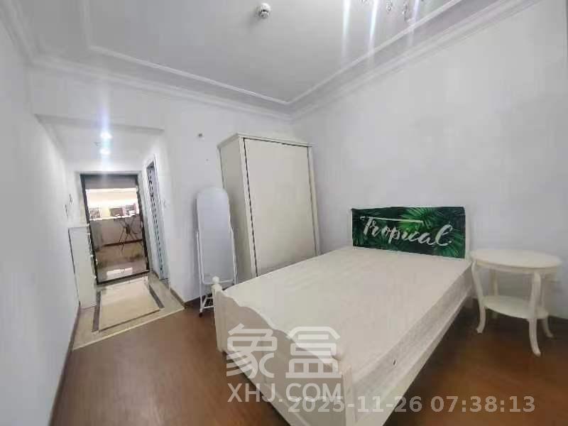 蓝湾国际广场  1室1厅1卫    1600.0元/月室内图