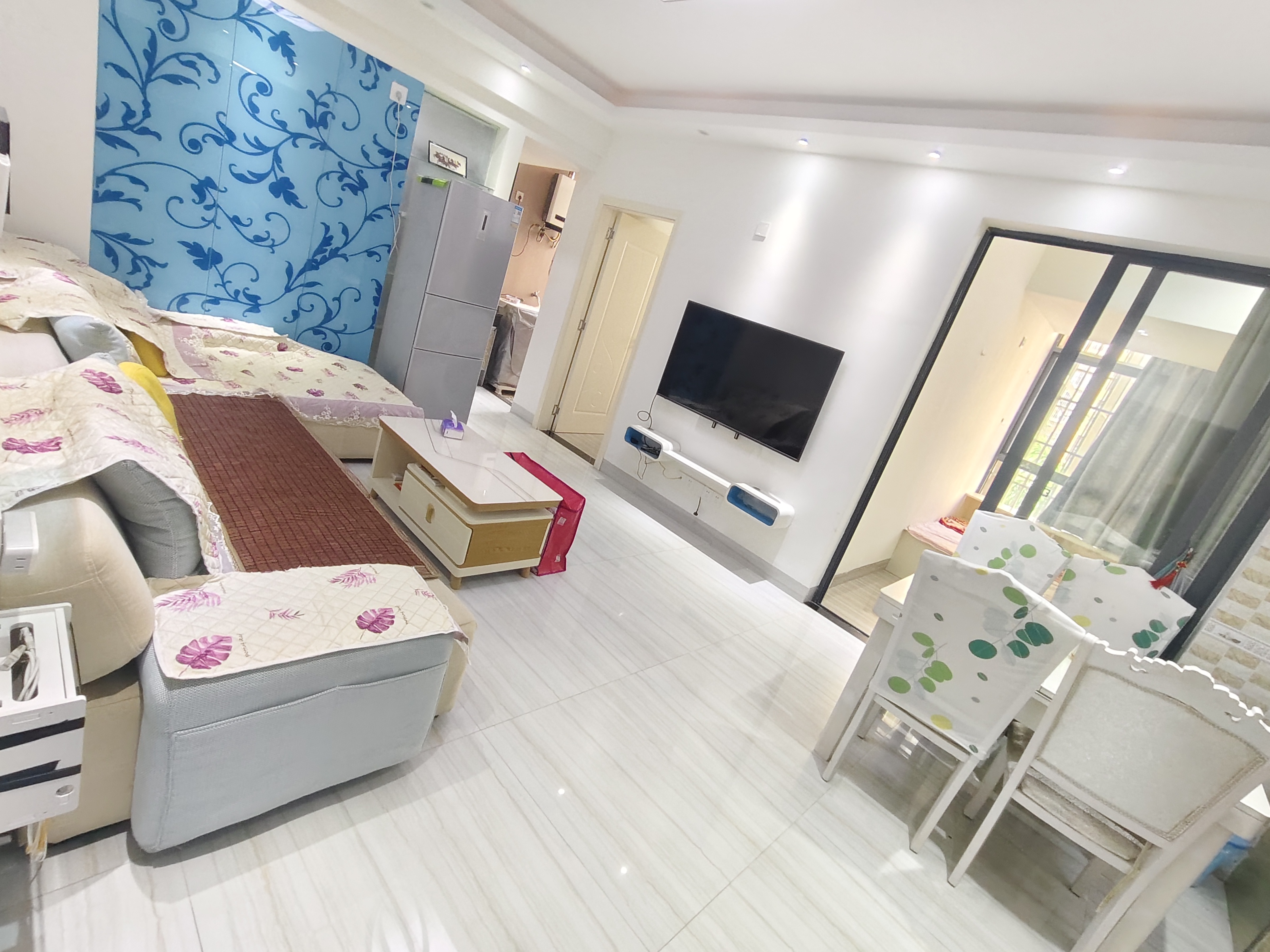 花漾年  2室1厅1卫    2200.0元/月室内图