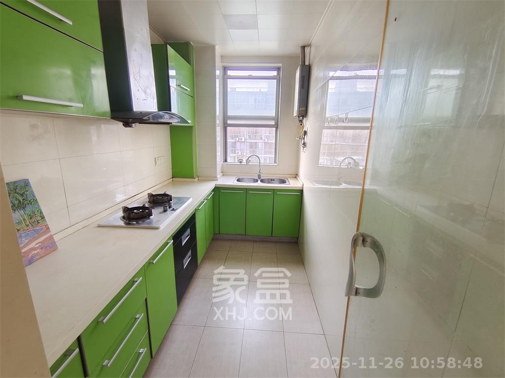 阳光100二期 2室2厅1卫 2200.0元/月 阳光100二期 2室2厅1卫 2200.0元/月室内图