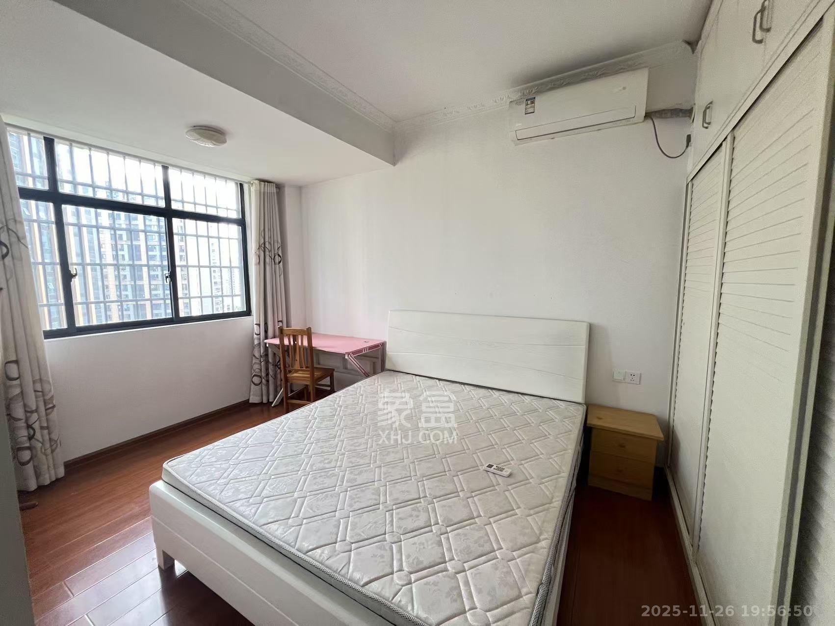 御溪国际  2室1厅1卫    2300.0元/月室内图