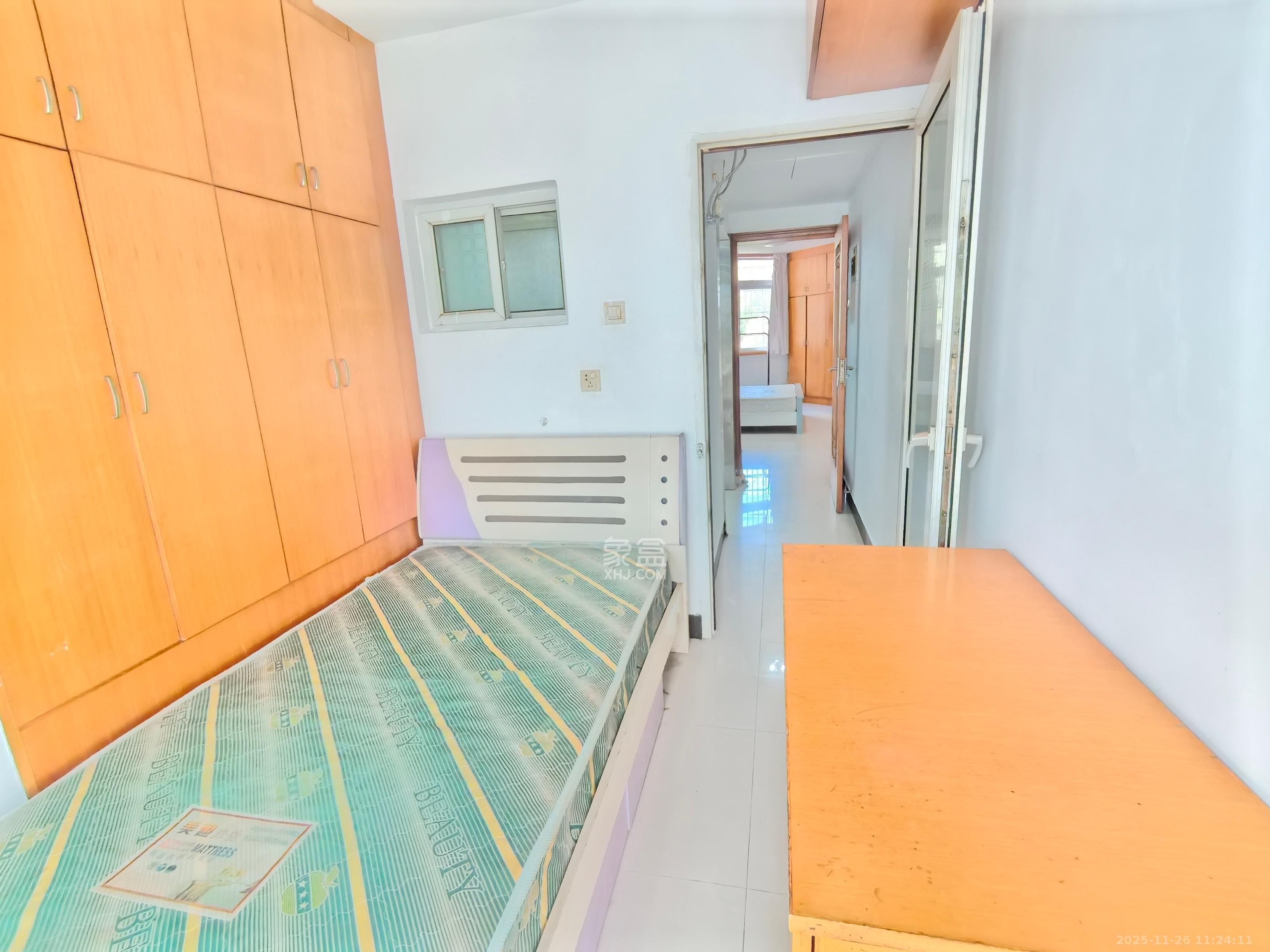 金信阳光在线  2室1厅1卫    1100.0元/月室内图