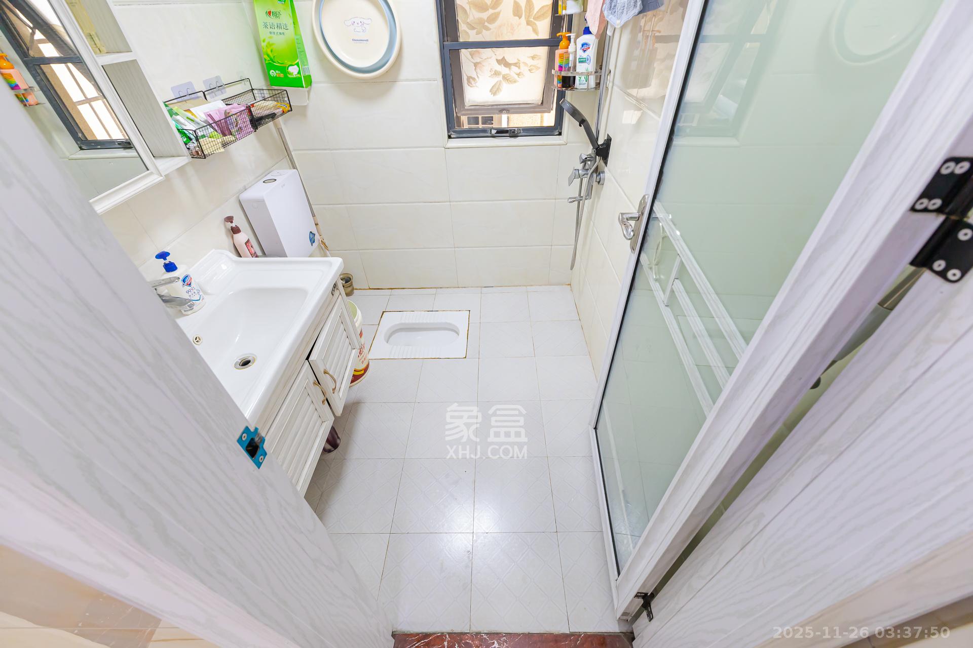 明发国际城 3室2厅1卫 75.0万 明发国际城 3室2厅1卫 75.0万卫生间