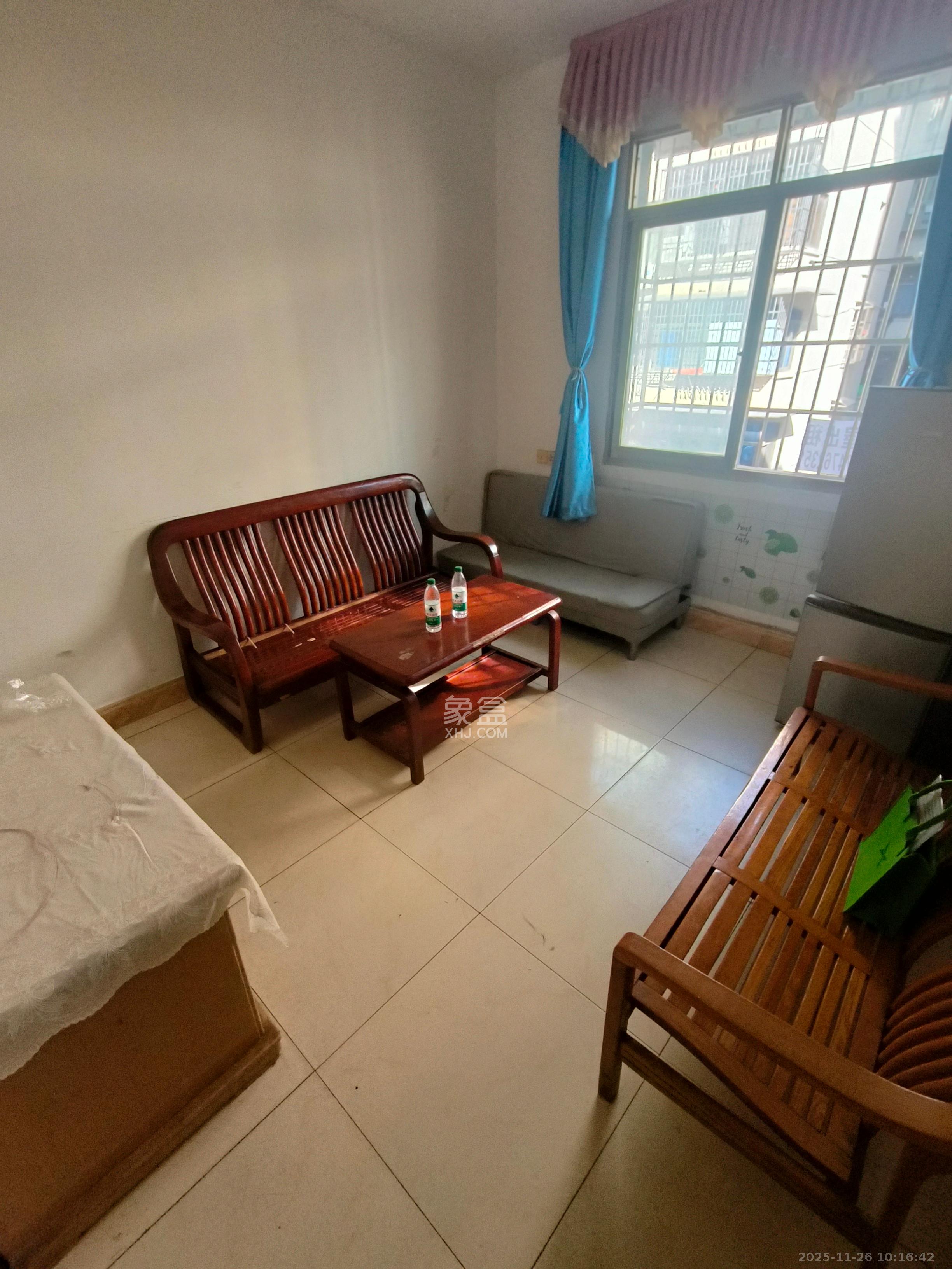 工农新村(工农桥社区) 1室1厅1卫 1200.0元/月 工农新村(工农桥社区) 1室1厅1卫 1200.0元/月室内图