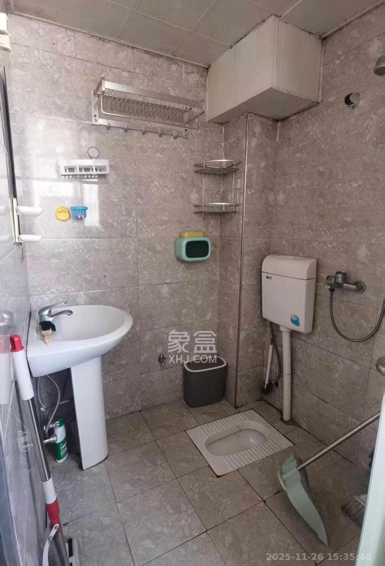 雅雀湖小区 2室1厅1卫 1200.0元/月 雅雀湖小区 2室1厅1卫 1200.0元/月室内图