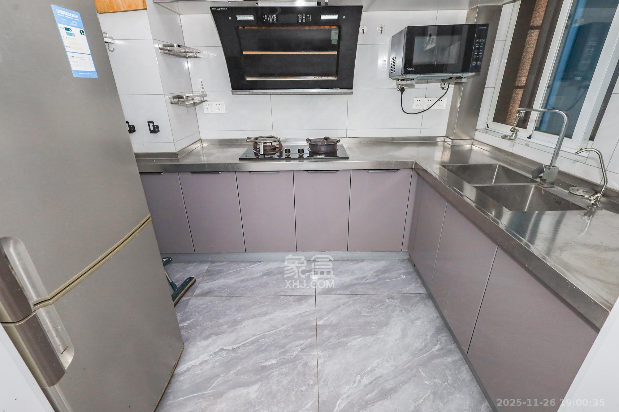 谷山庭院二期 2室2厅1卫 58.8万 谷山庭院二期 2室2厅1卫 58.8万厨房