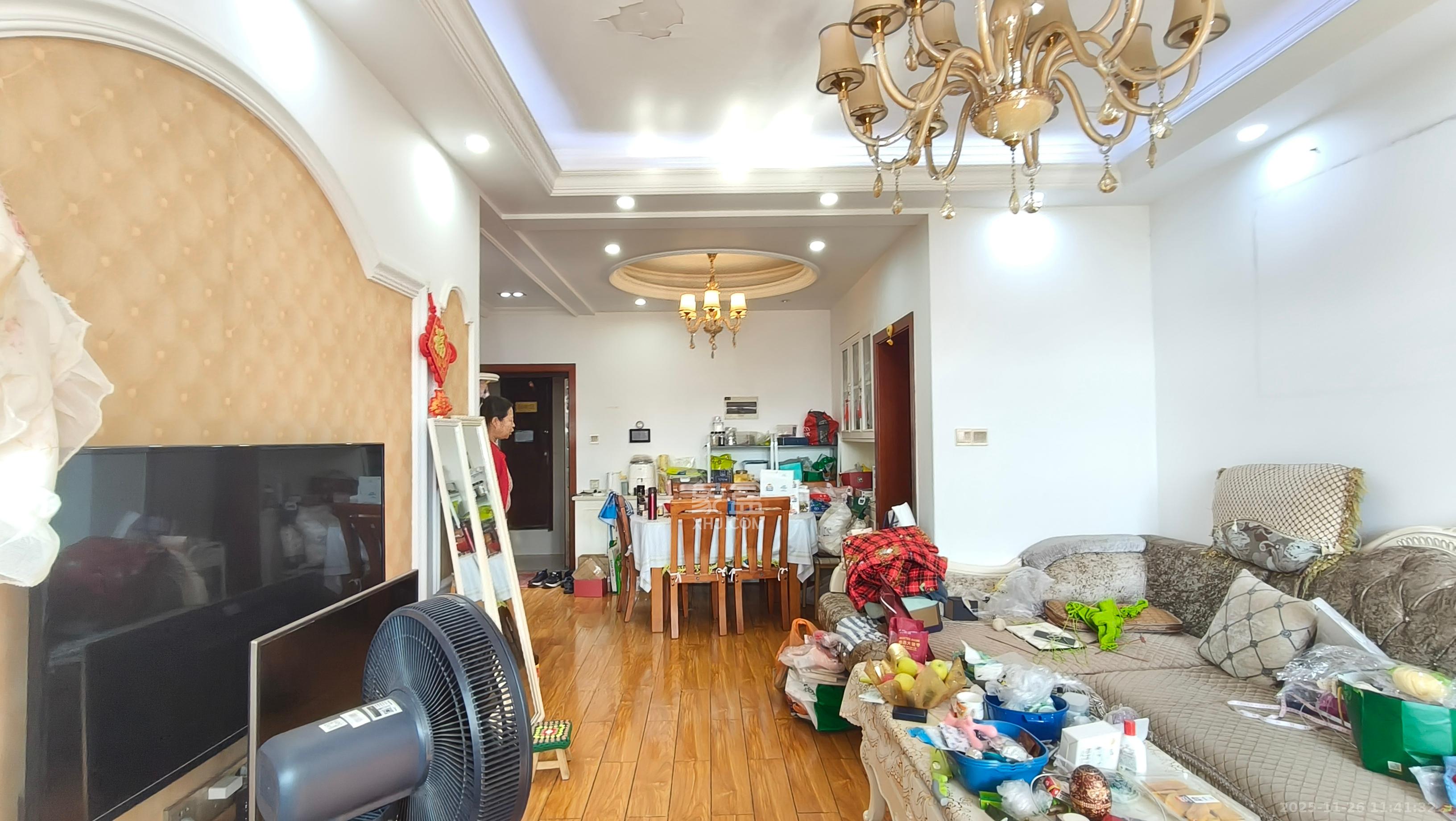 阳光丽城一期  3室2厅1卫    2600.0元/月室内图