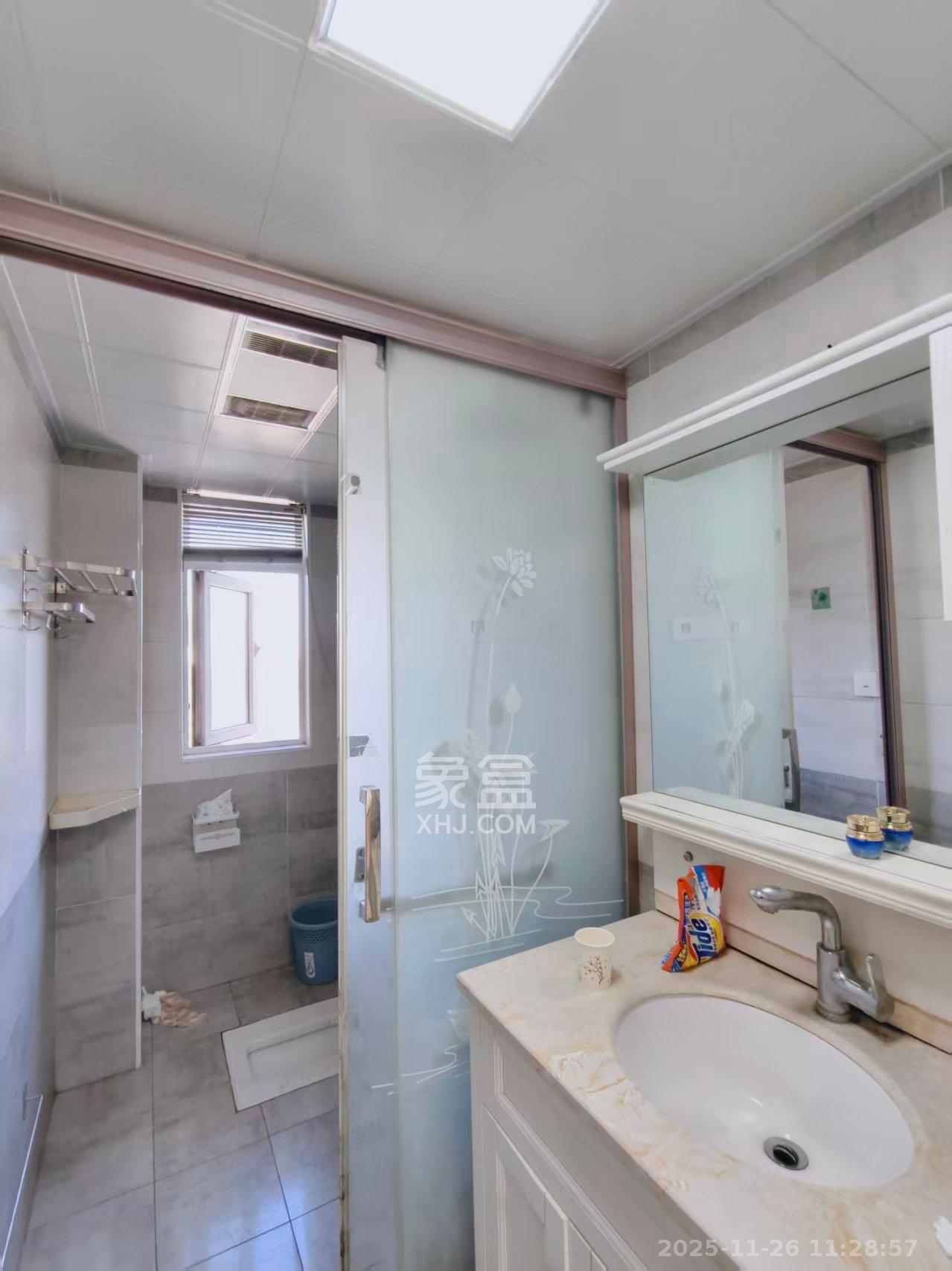 天麓尚层 3室2厅1卫 2200.0元/月 天麓尚层 3室2厅1卫 2200.0元/月室内图