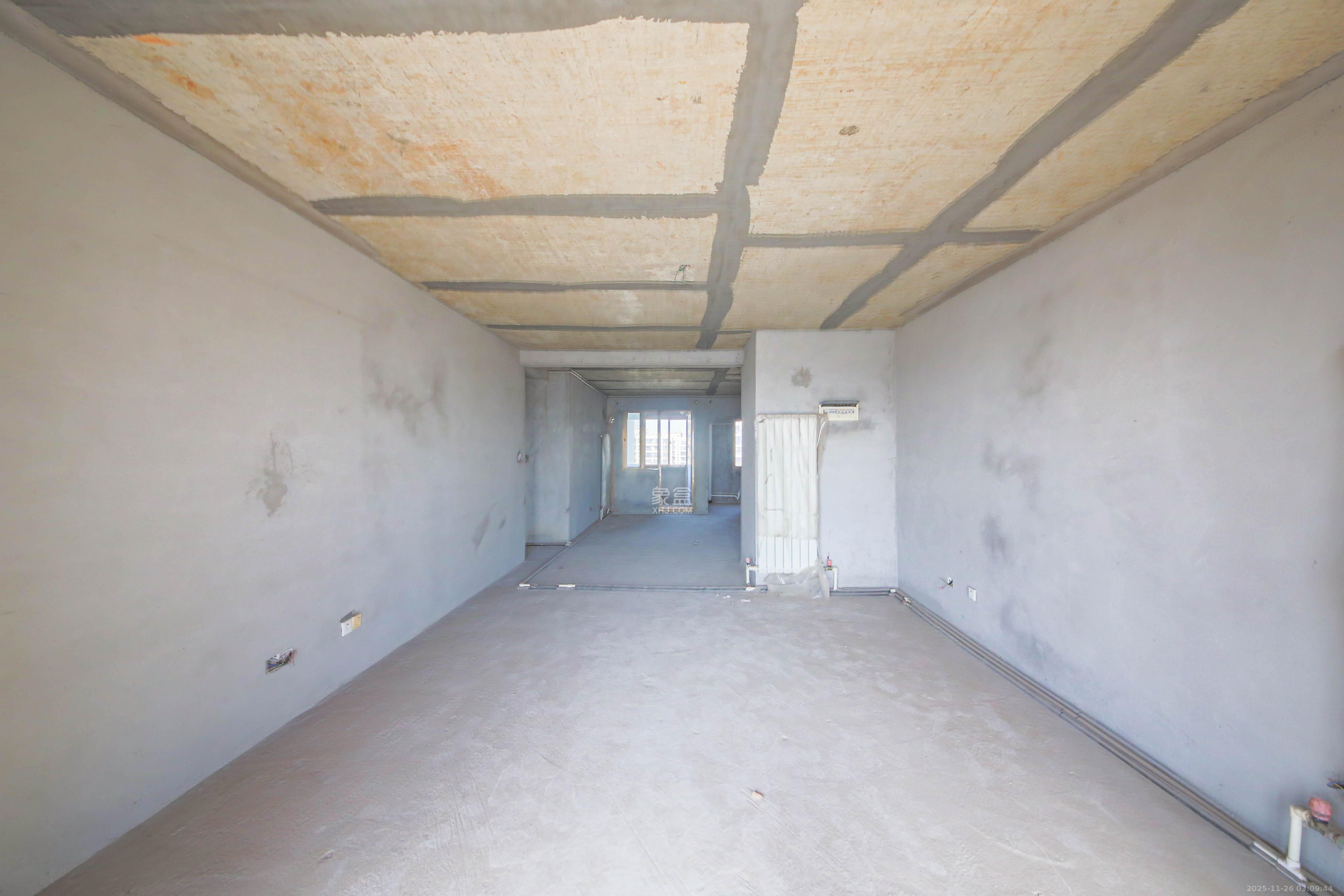 和馨佳园  4室2厅2卫    150.0万