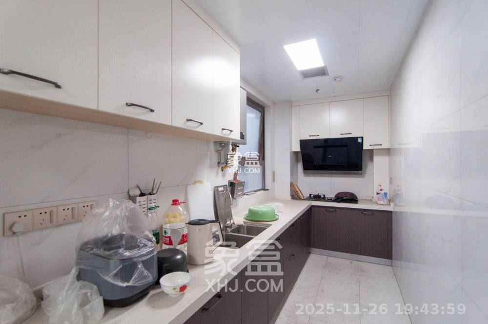 佳兆业云顶梅溪湖（佳兆业梅溪荟）  4室2厅2卫    3200.0元/月室内图