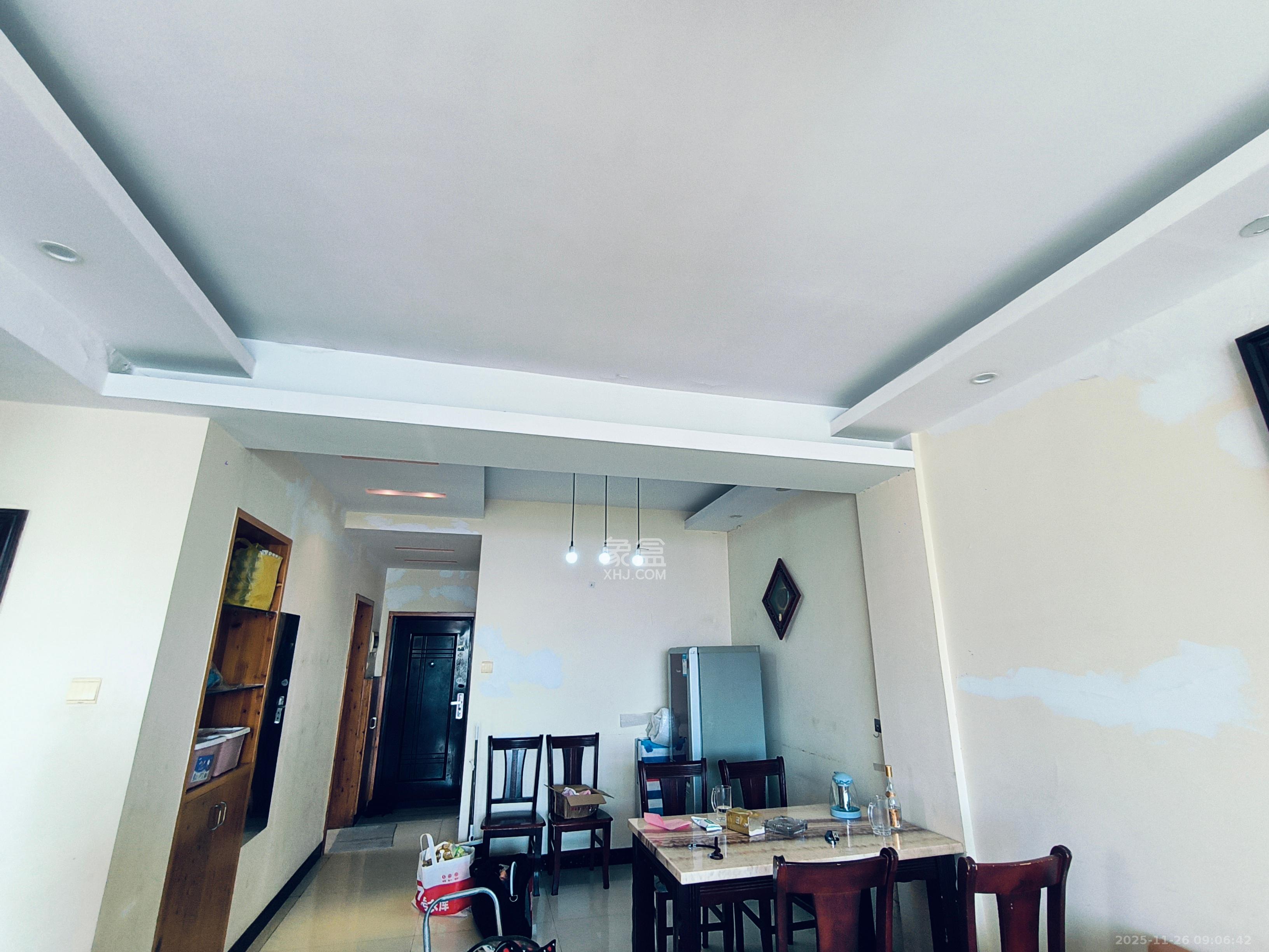 未来蜂巢 2室2厅1卫 1500.0元/月 未来蜂巢 2室2厅1卫 1500.0元/月室内图