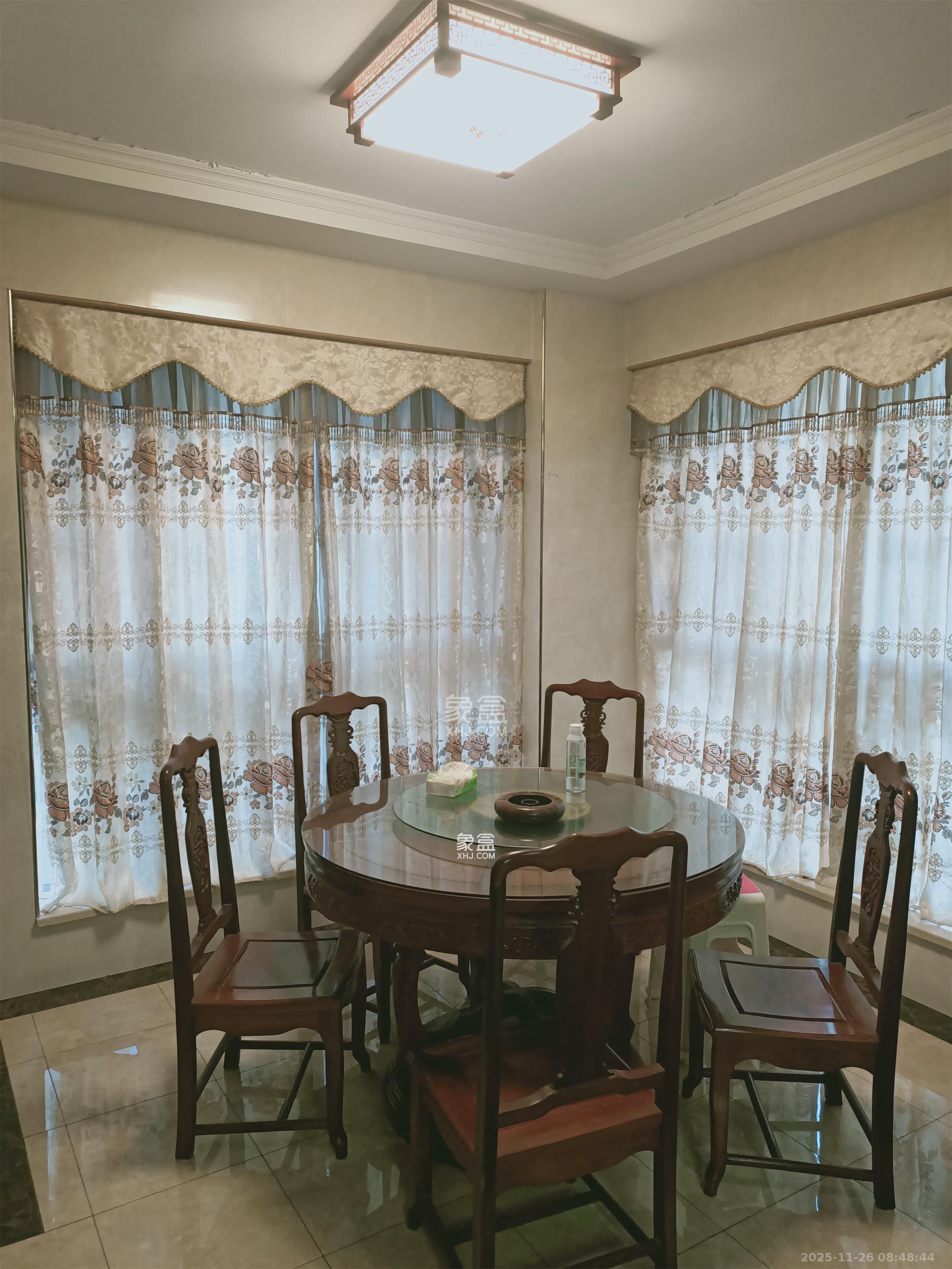 奥林匹克花园  4室2厅2卫    5000.0元/月室内图