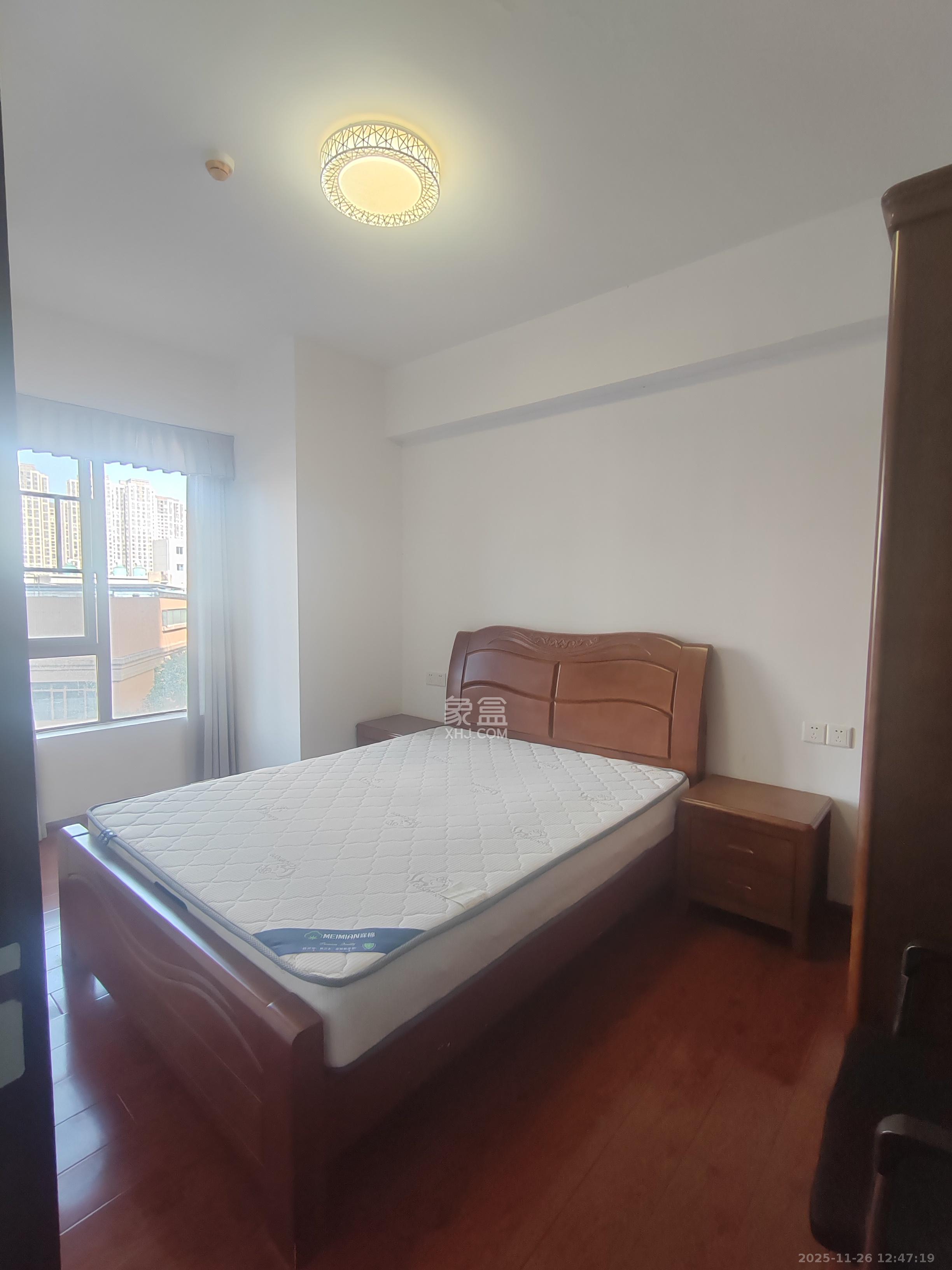 第六都(陆都小区) 1室2厅2卫 3000.0元/月 第六都(陆都小区) 1室2厅2卫 3000.0元/月室内图