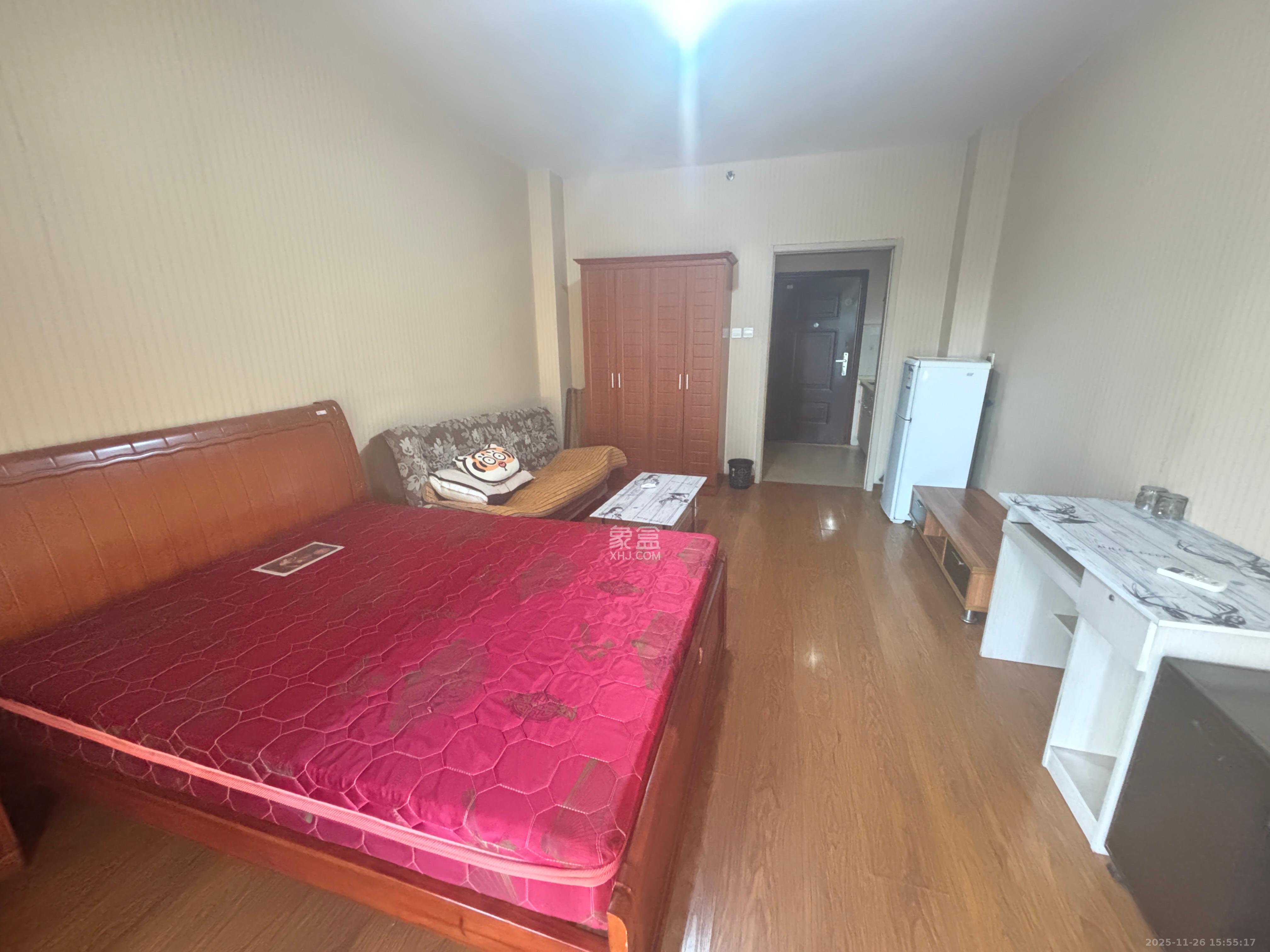 花漾年华（桂花园）  1室1厅1卫    1000.0元/月