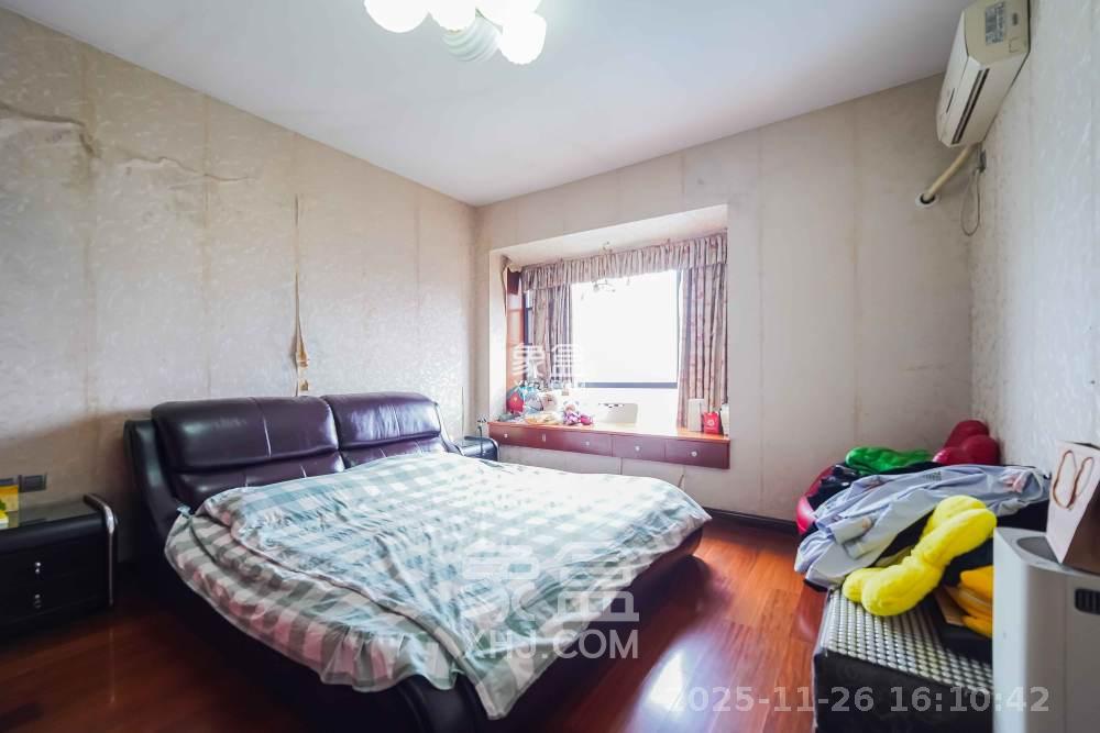 茂华国际湘 1室2厅1卫 2400.0元/月 茂华国际湘 1室2厅1卫 2400.0元/月室内图