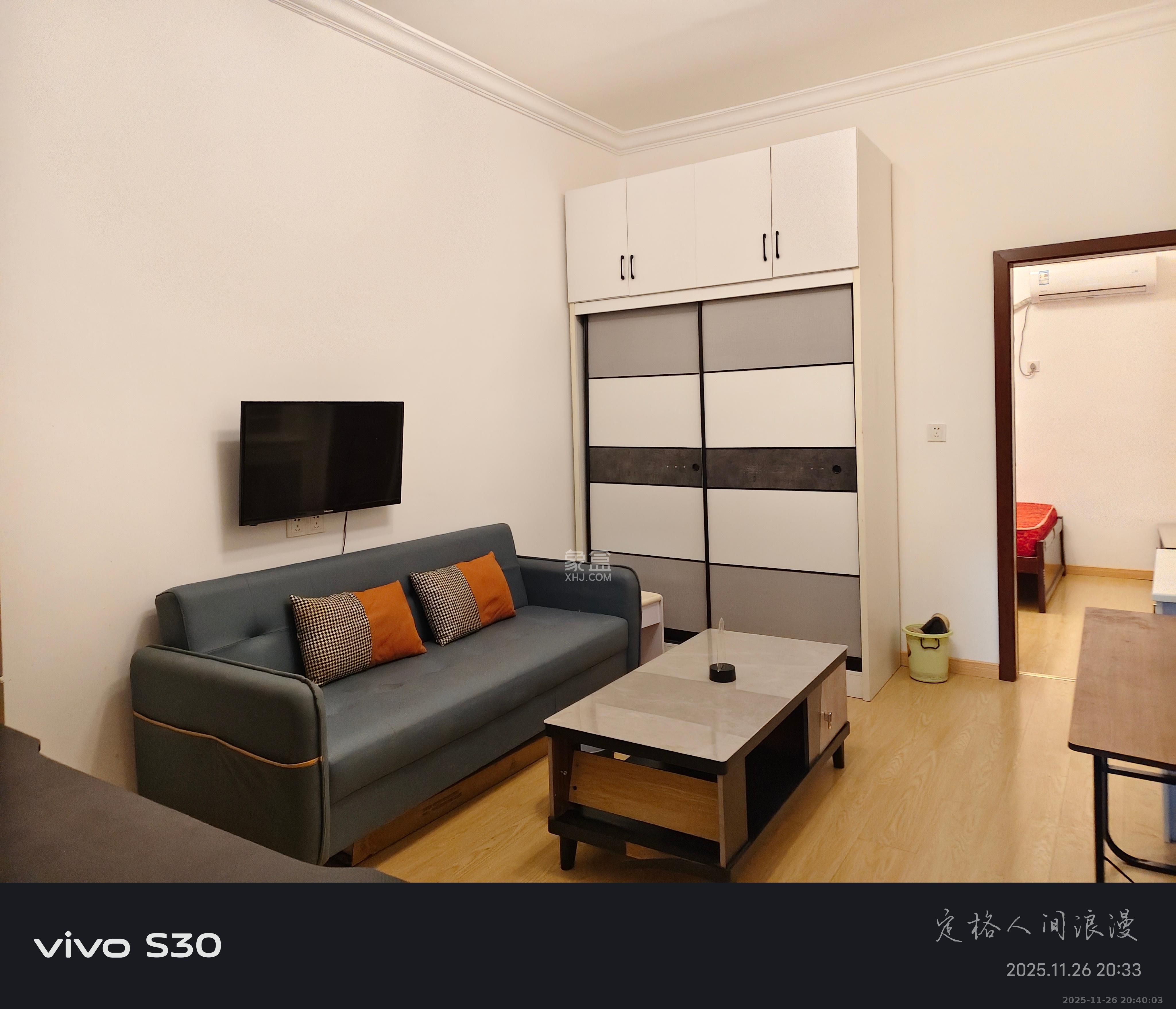 八一路散盘 1室1厅1卫 1250.0元/月 八一路散盘 1室1厅1卫 1250.0元/月室内图