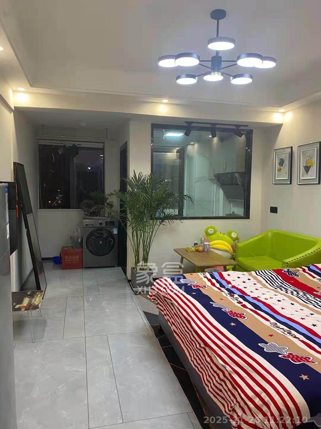 国泰九龙湾 1室1厅1卫 1400.0元/月 国泰九龙湾 1室1厅1卫 1400.0元/月室内图