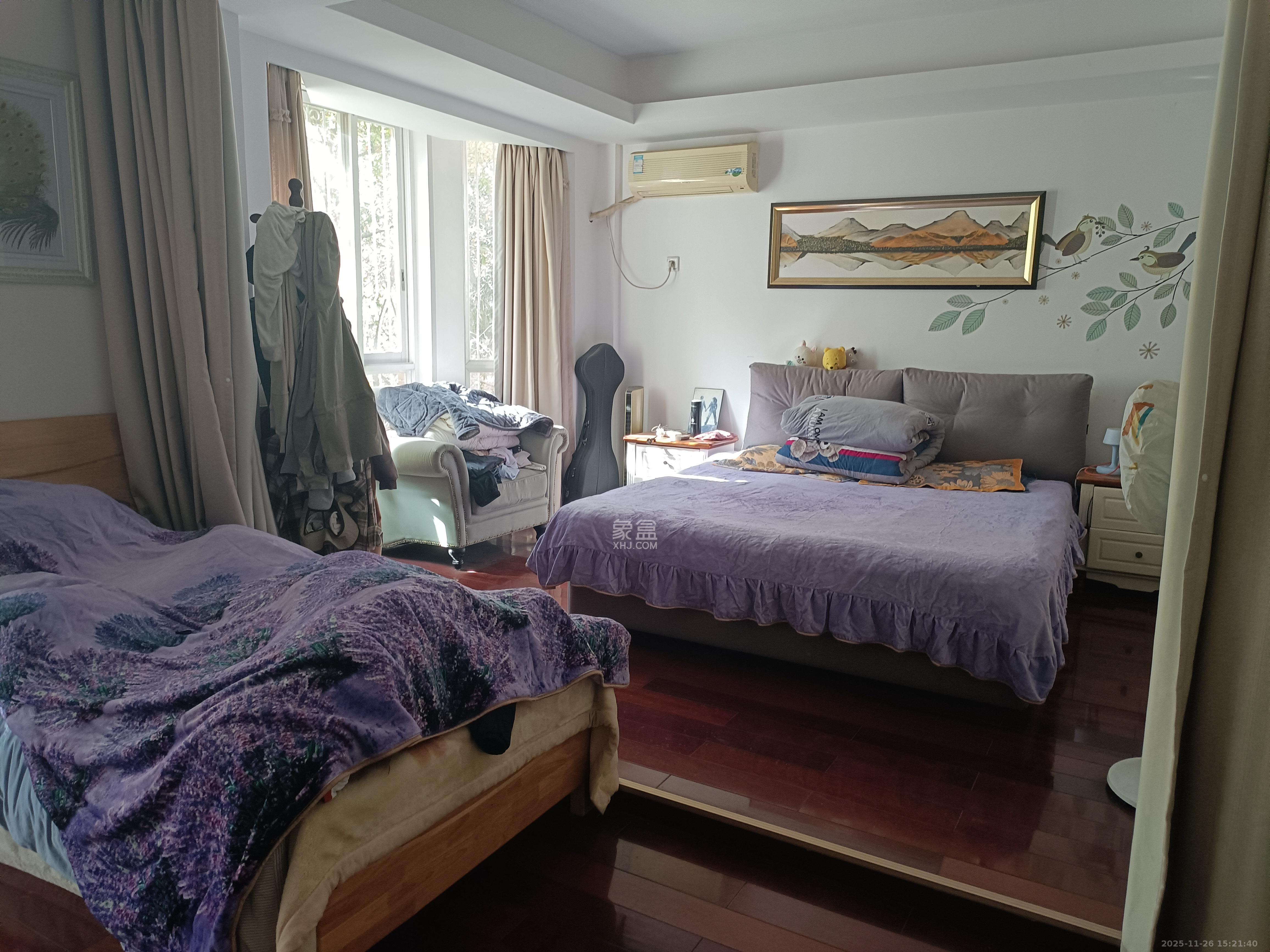 山水人家一二期  3室2厅3卫    3000.0元/月