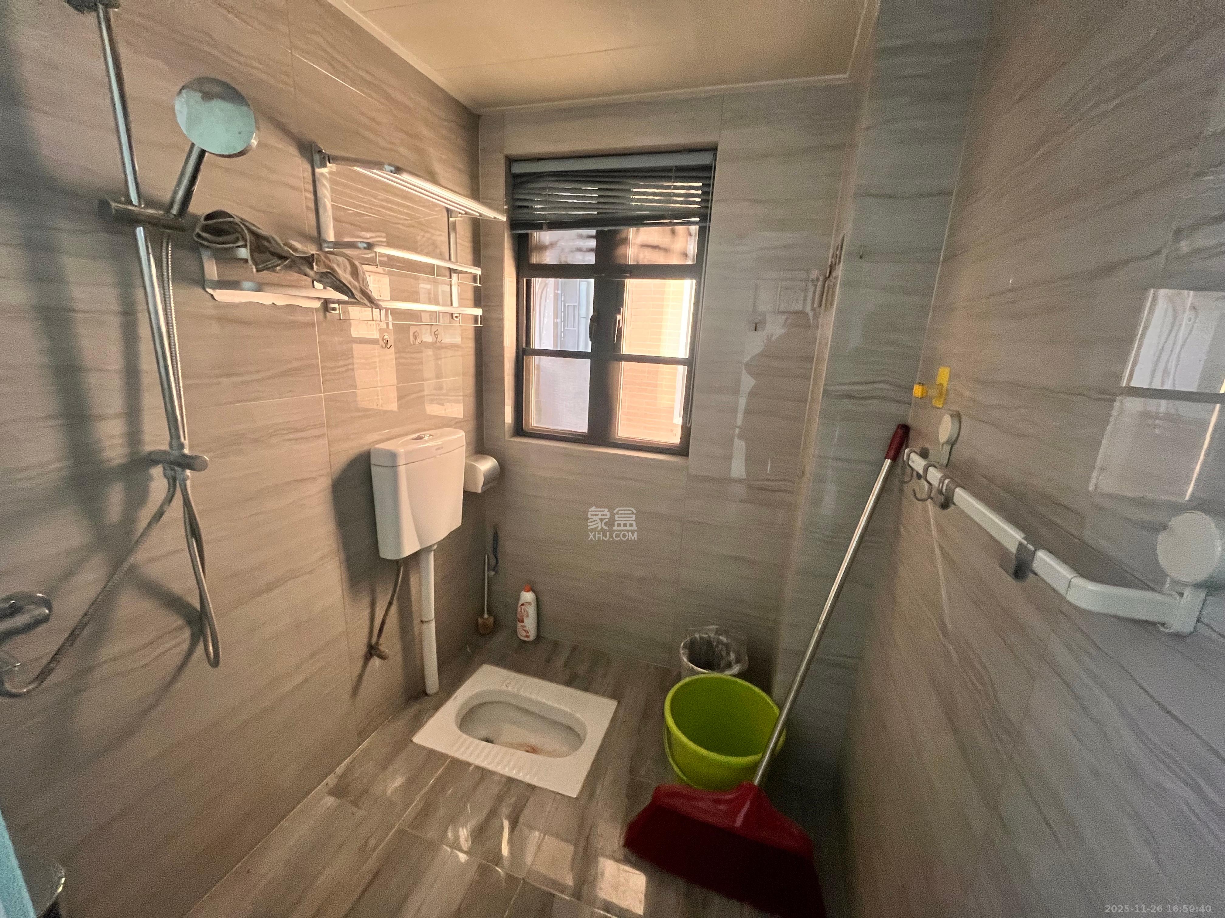 长房天翼未来城 3室2厅2卫 4500.0元/月 长房天翼未来城 3室2厅2卫 4500.0元/月室内图