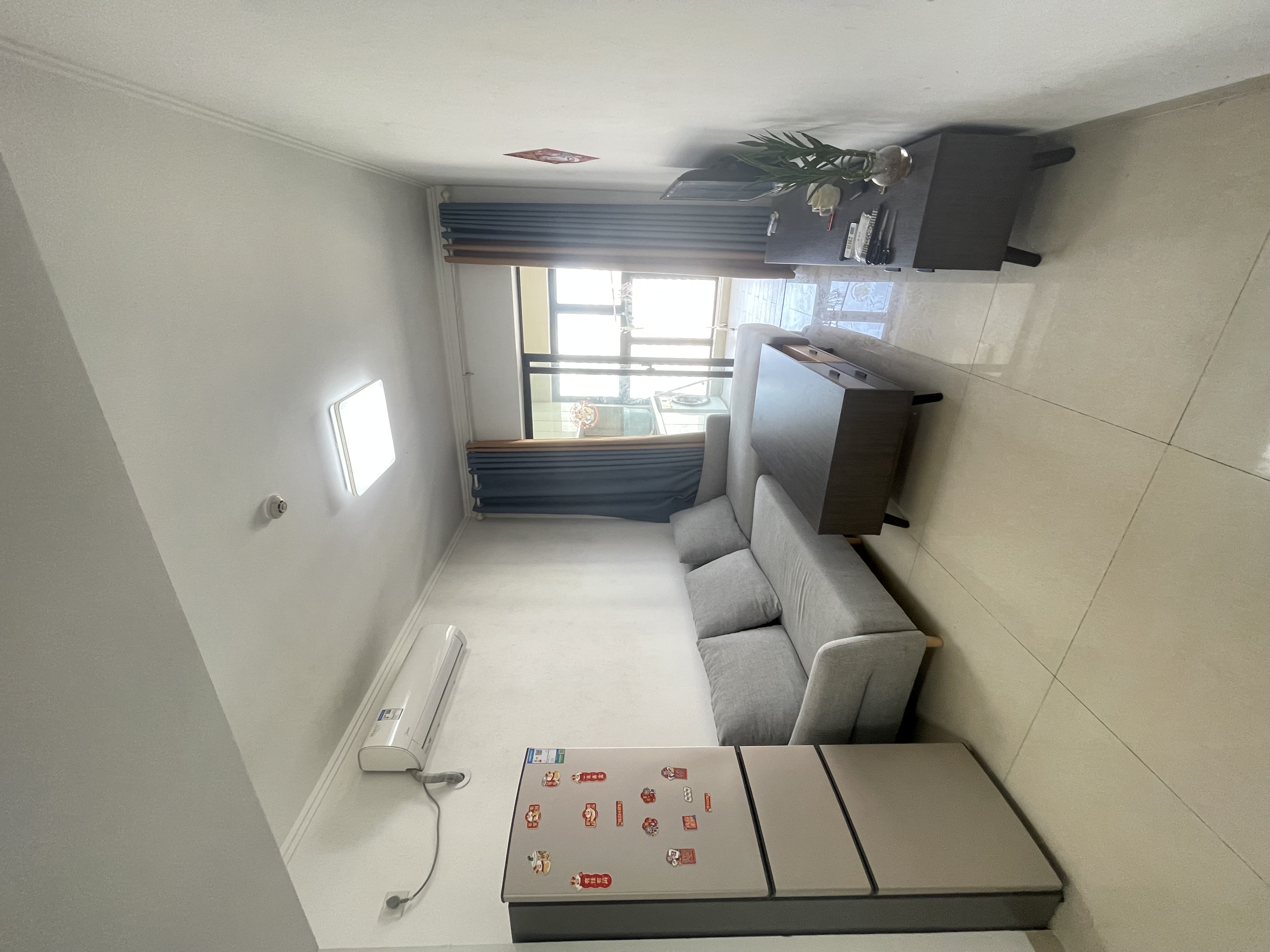 龙昆悦城  1室0厅0卫    2600.0元/月